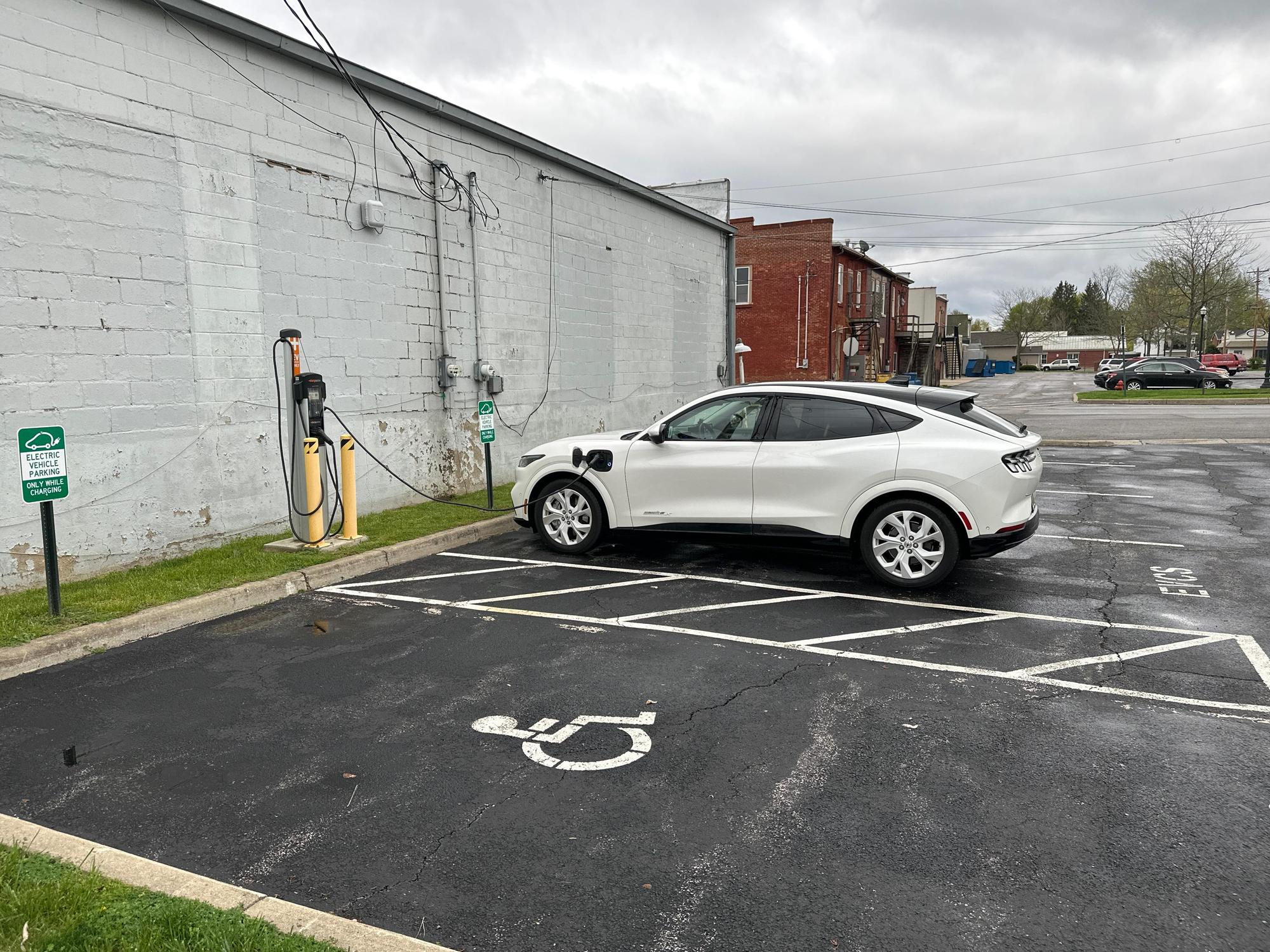 Milan Village Charger Milan, OH EV Station