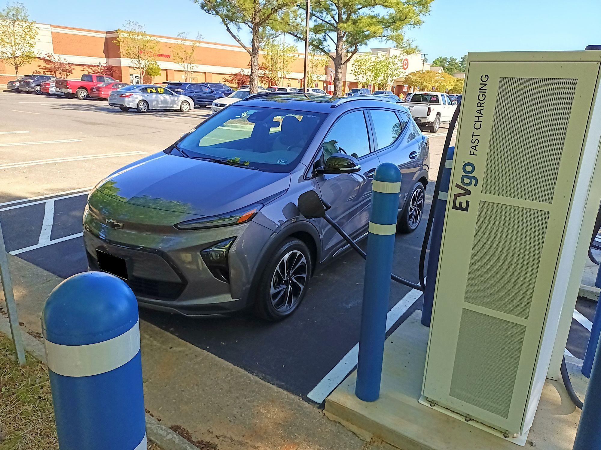 Monticello Marketplace Target Williamsburg, VA EV Station