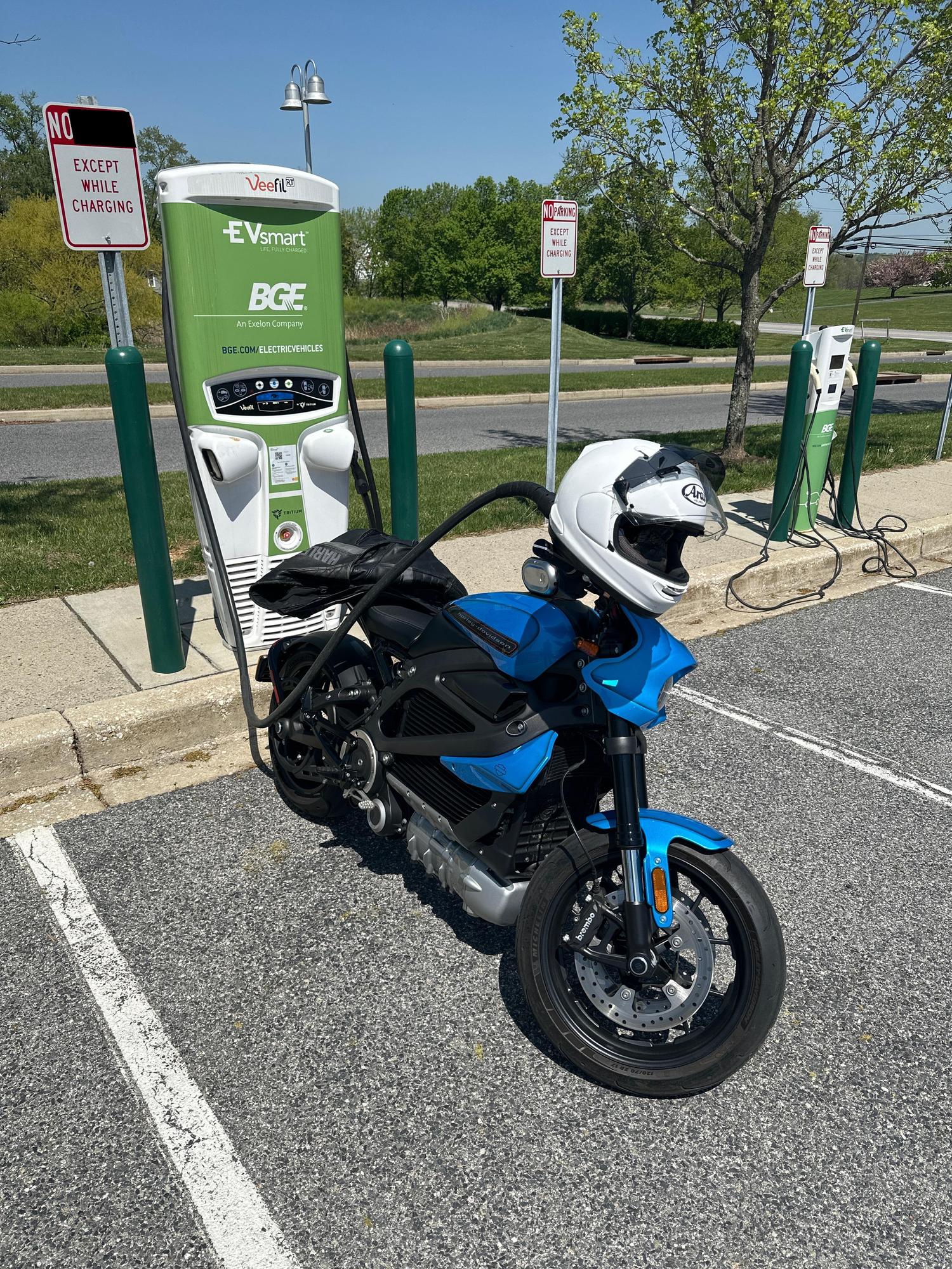 howard-county-library-glenwood-branch-cooksville-md-ev-station