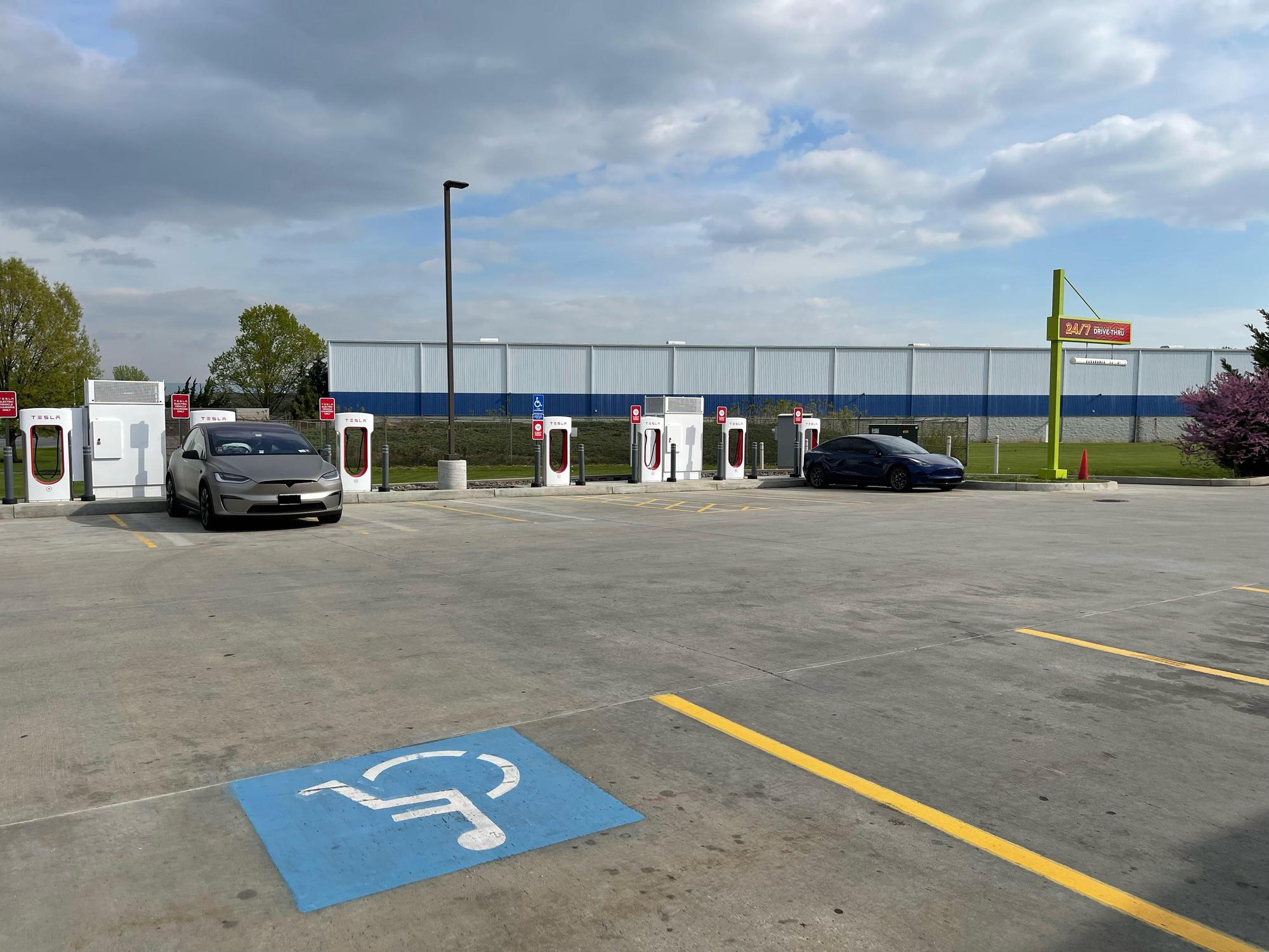 Sheetz Mechanicsburg, PA EV Station
