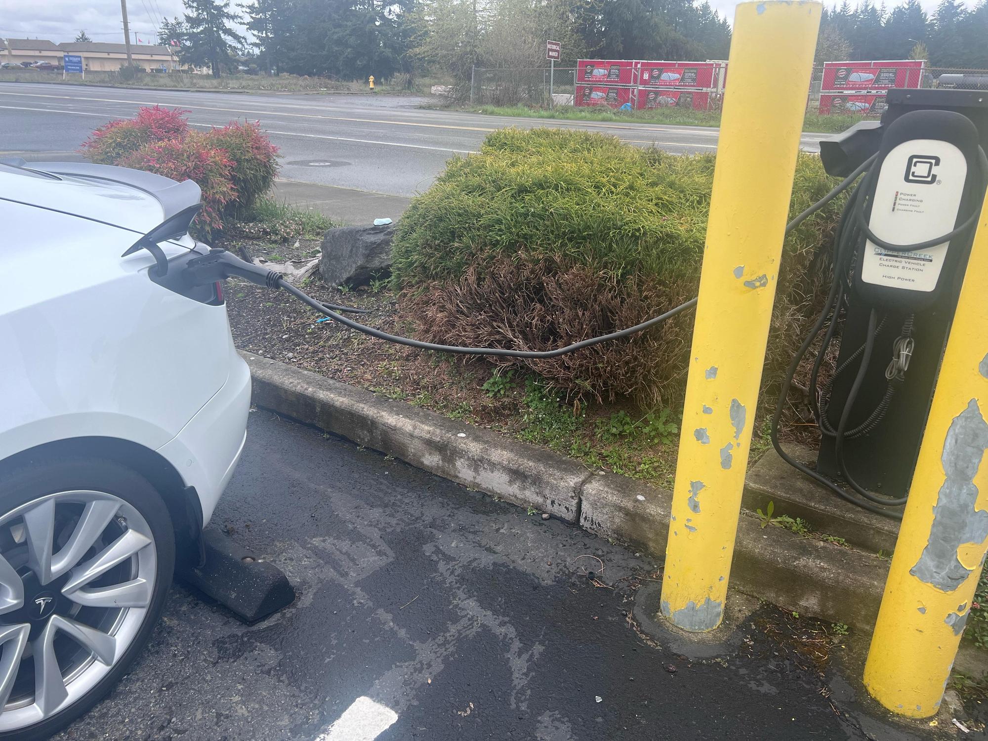 Grand Mound Liquor Rochester, WA EV Station