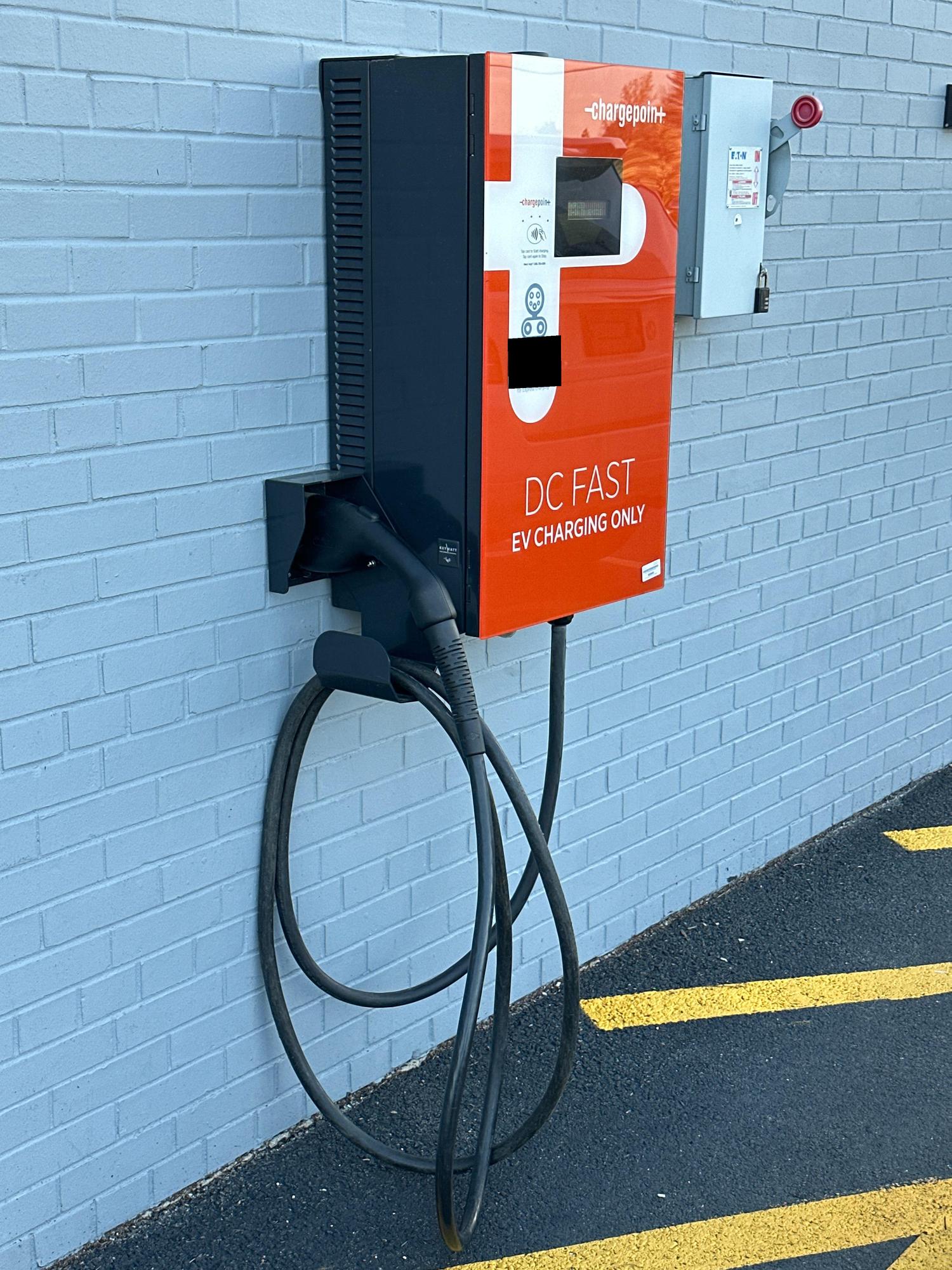 Jaguar / Land Rover Hinsdale Hinsdale, IL EV Station