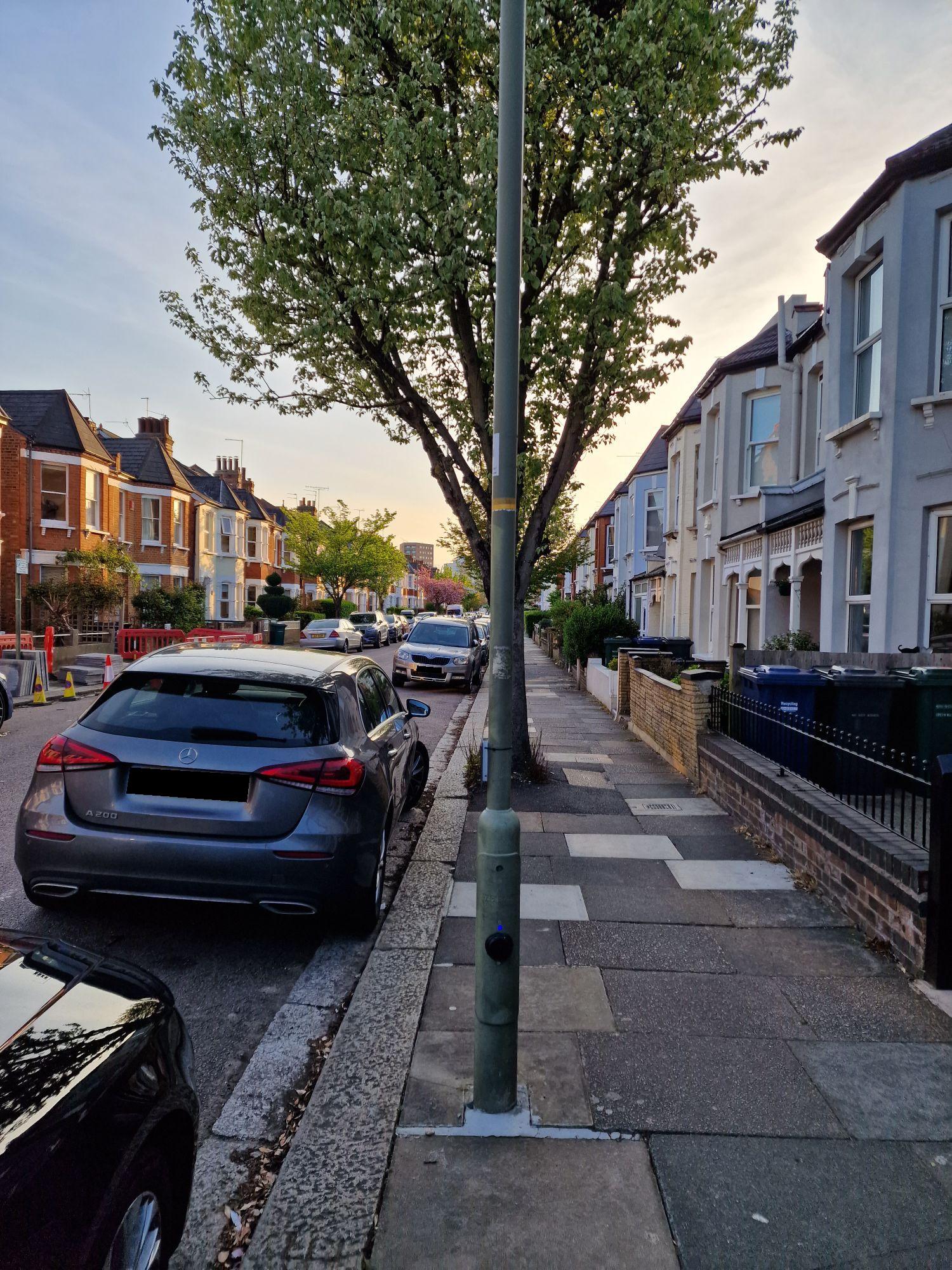 90 Huntingdon Road Parking 90 Huntingdon Road, London, N2 9DT, GBR EV Station