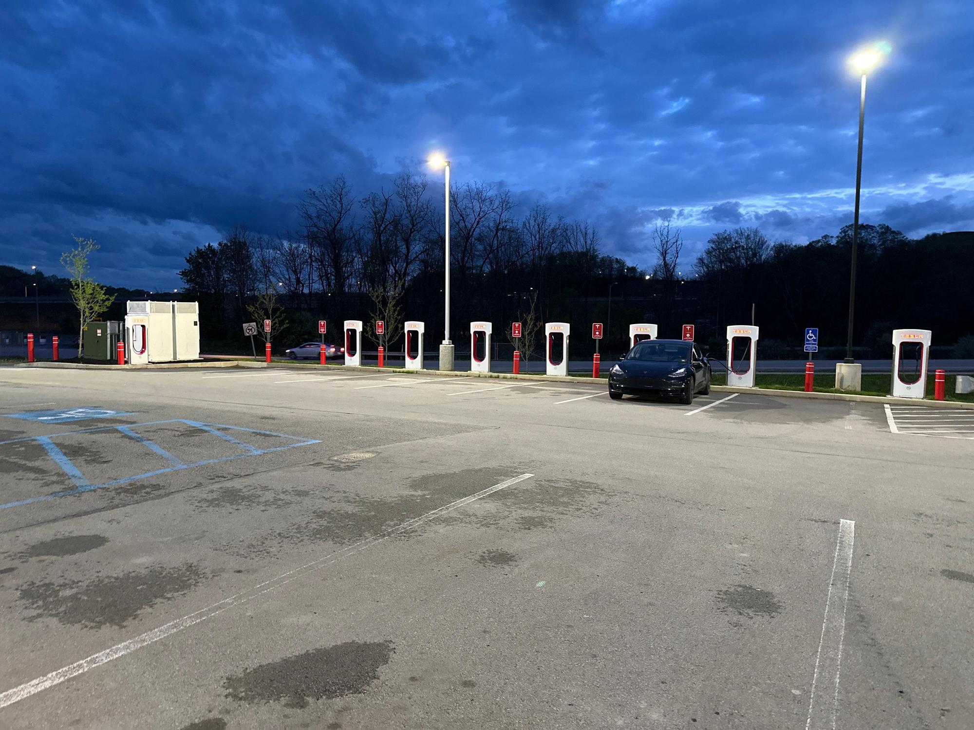 GetGo Café + Market New Stanton, PA EV Station