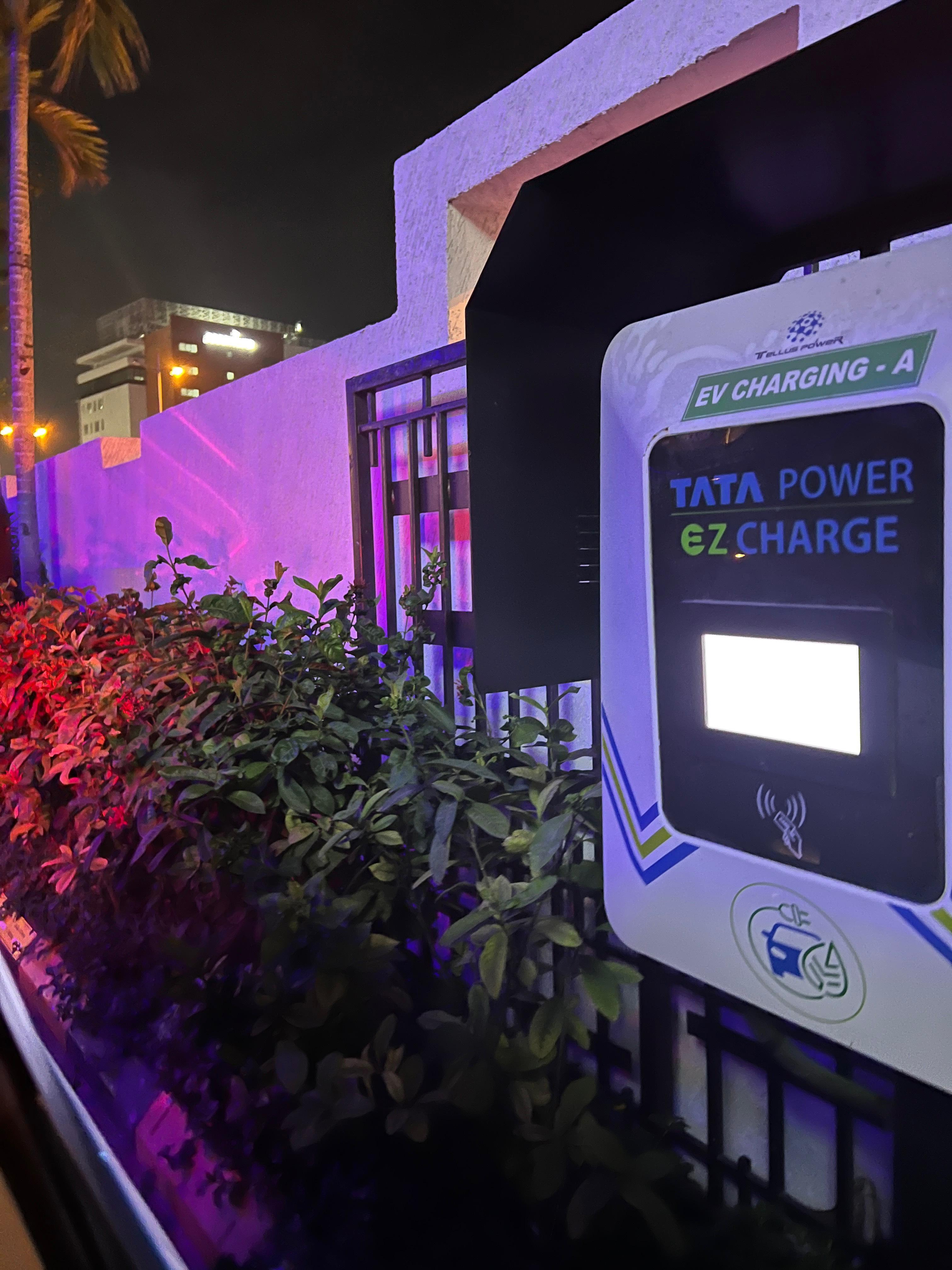 Taj Vivanta OMR Chennai Chennai, TN EV Station