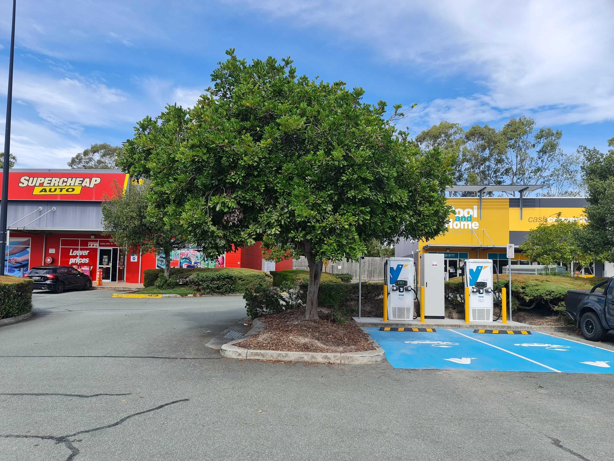 Victoria Point Shopping Area Supercheap Auto Victoria Point, QLD EV Station