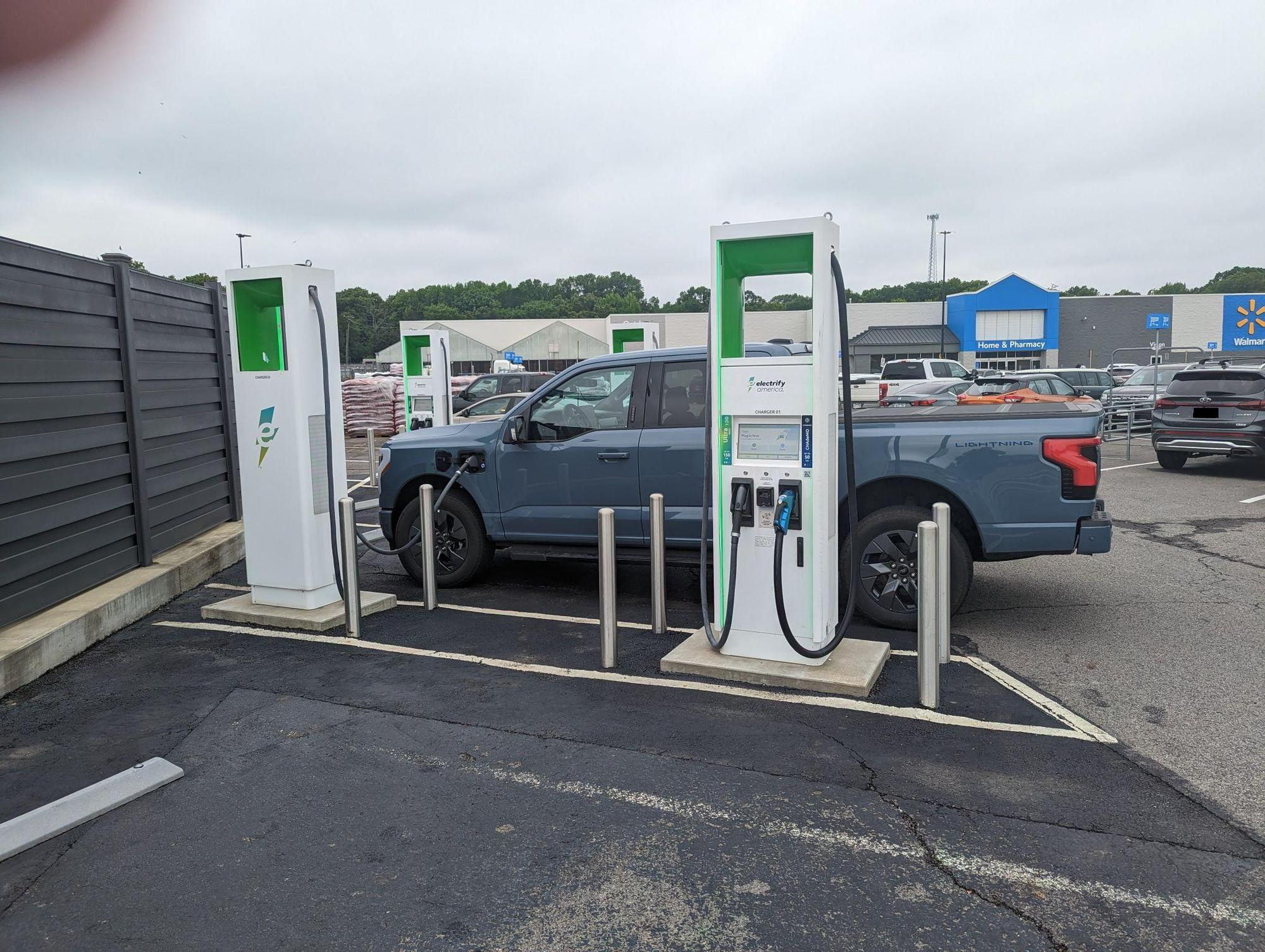 Walmart Supercenter Clarksville, AR EV Station