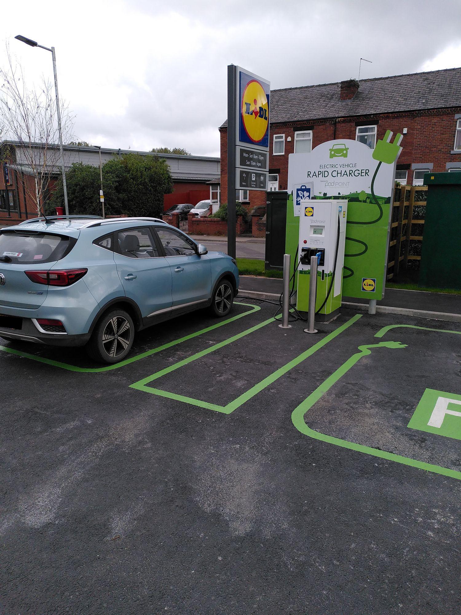 Lidl Ashton in Makerfield AshtoninMakerfield, England EV Station