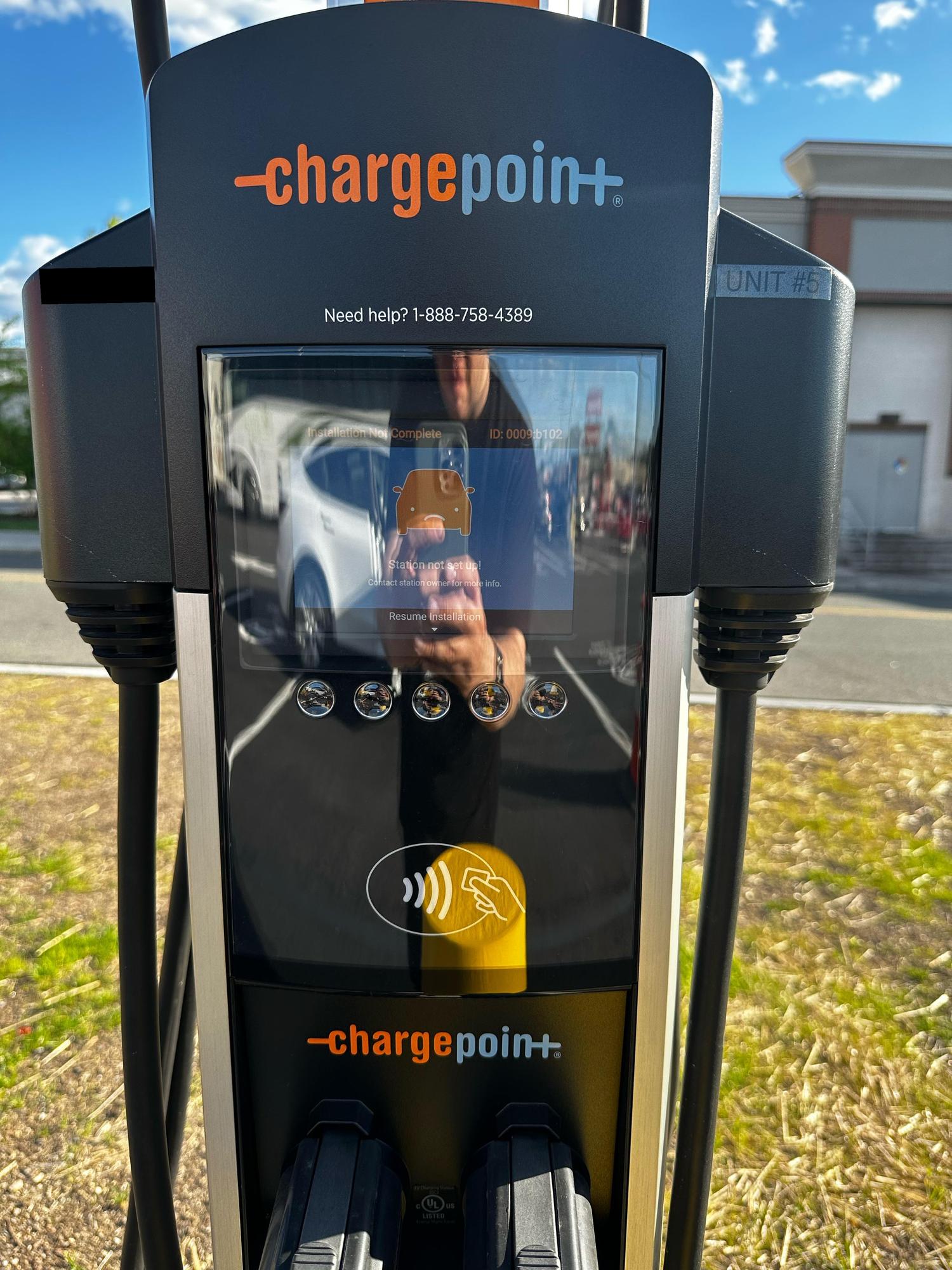 Kearny Plaza Shopping Center Target Kearny, NJ EV Station