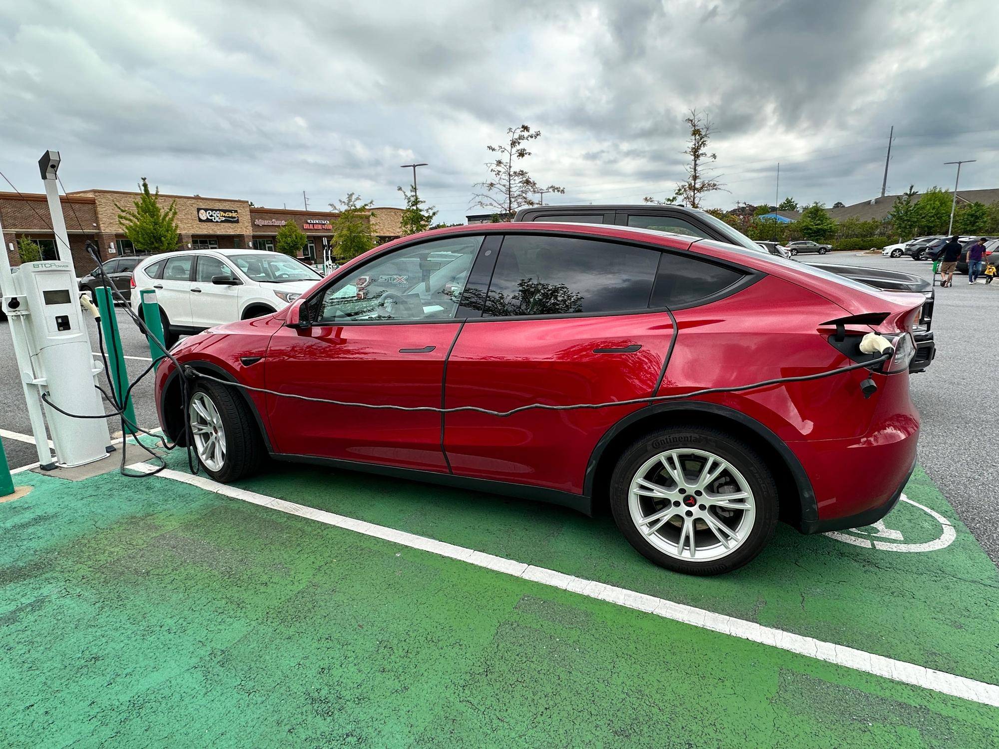 Patel Brothers Plaza Suwanee, GA EV Station
