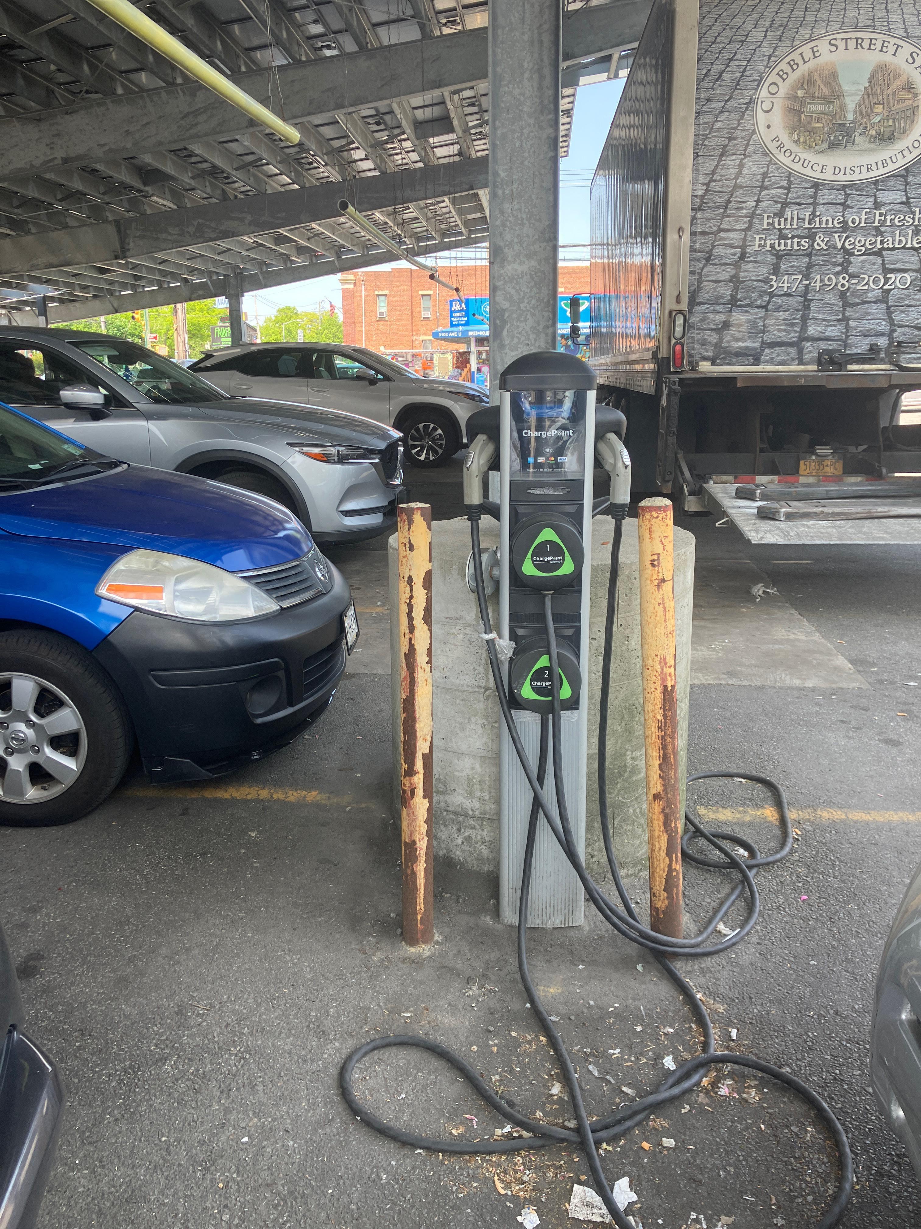 Key Food Supermarkets 2245 Gerritsen Ave 40, Brooklyn, NY 11229 EV