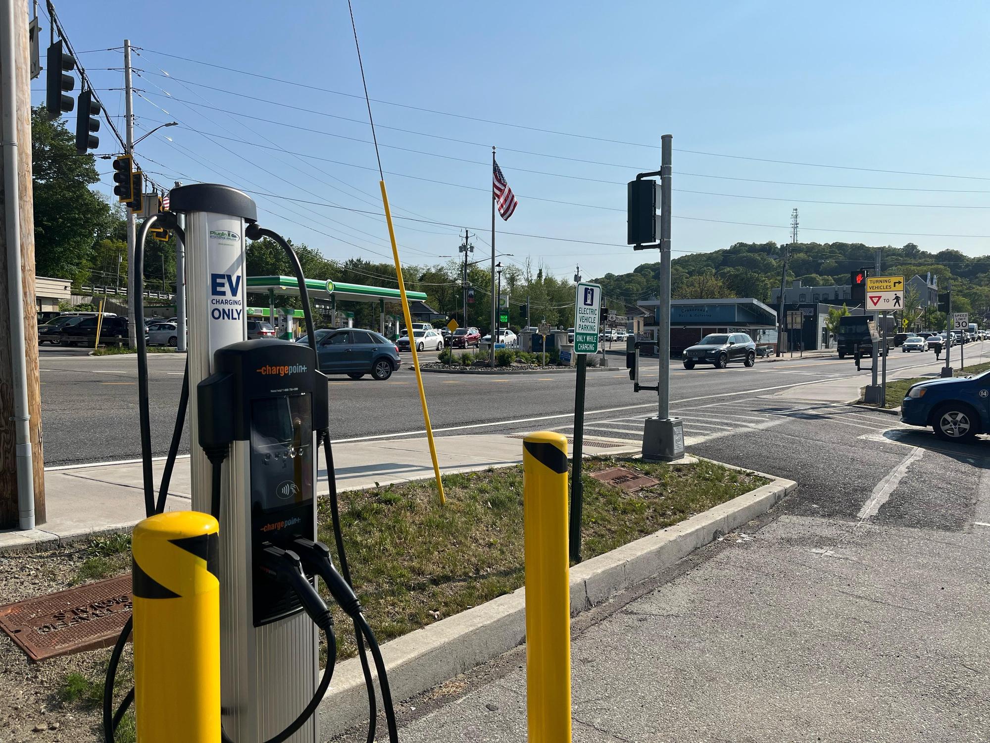Mahopac Chamber Park Carmel Hamlet, NY EV Station