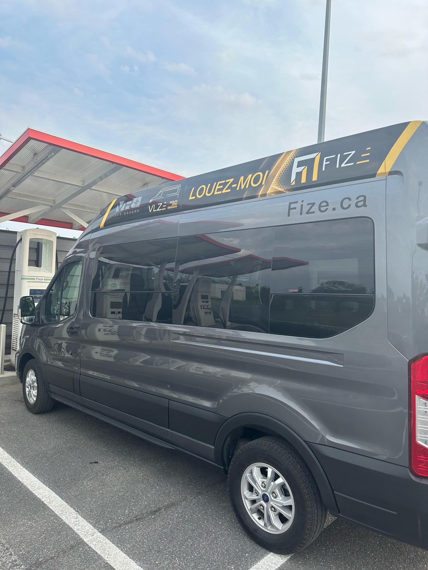 Canadian Tire Drummondville Drummondville, QC EV Station