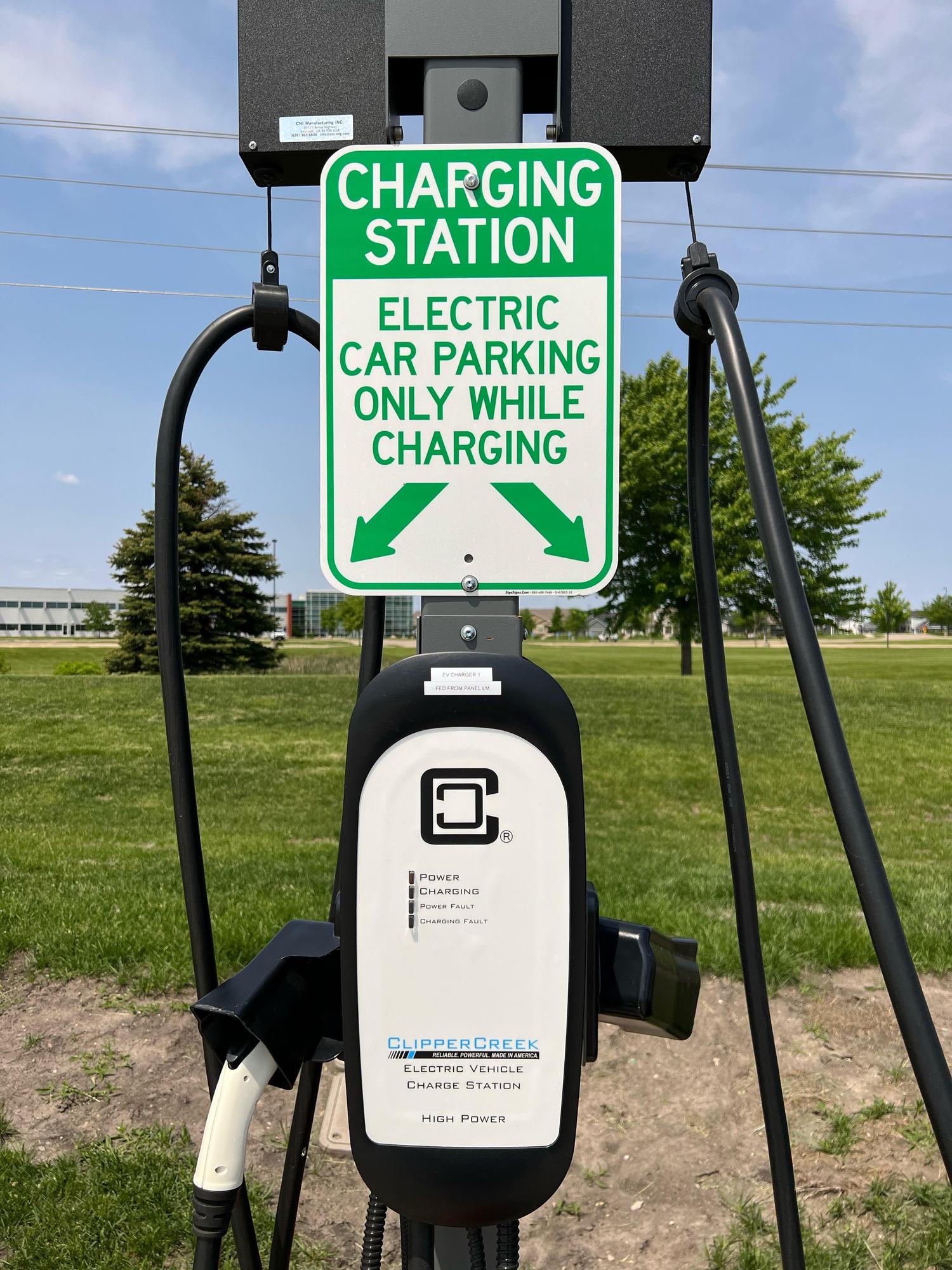 DMACC Building 13 Lot J Ankeny, IA EV Station