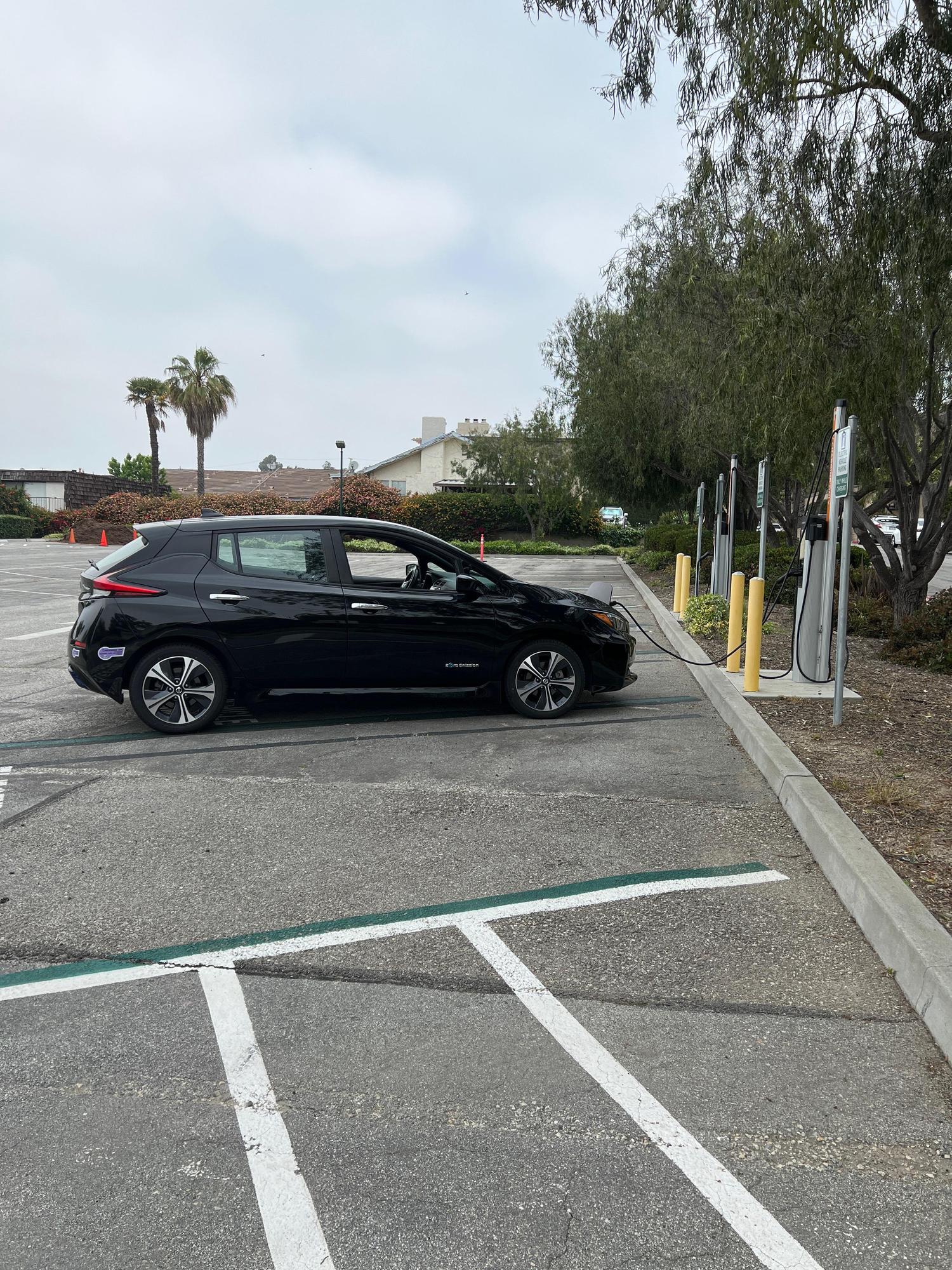 Signal Hill City Hall Signal Hill, CA EV Station