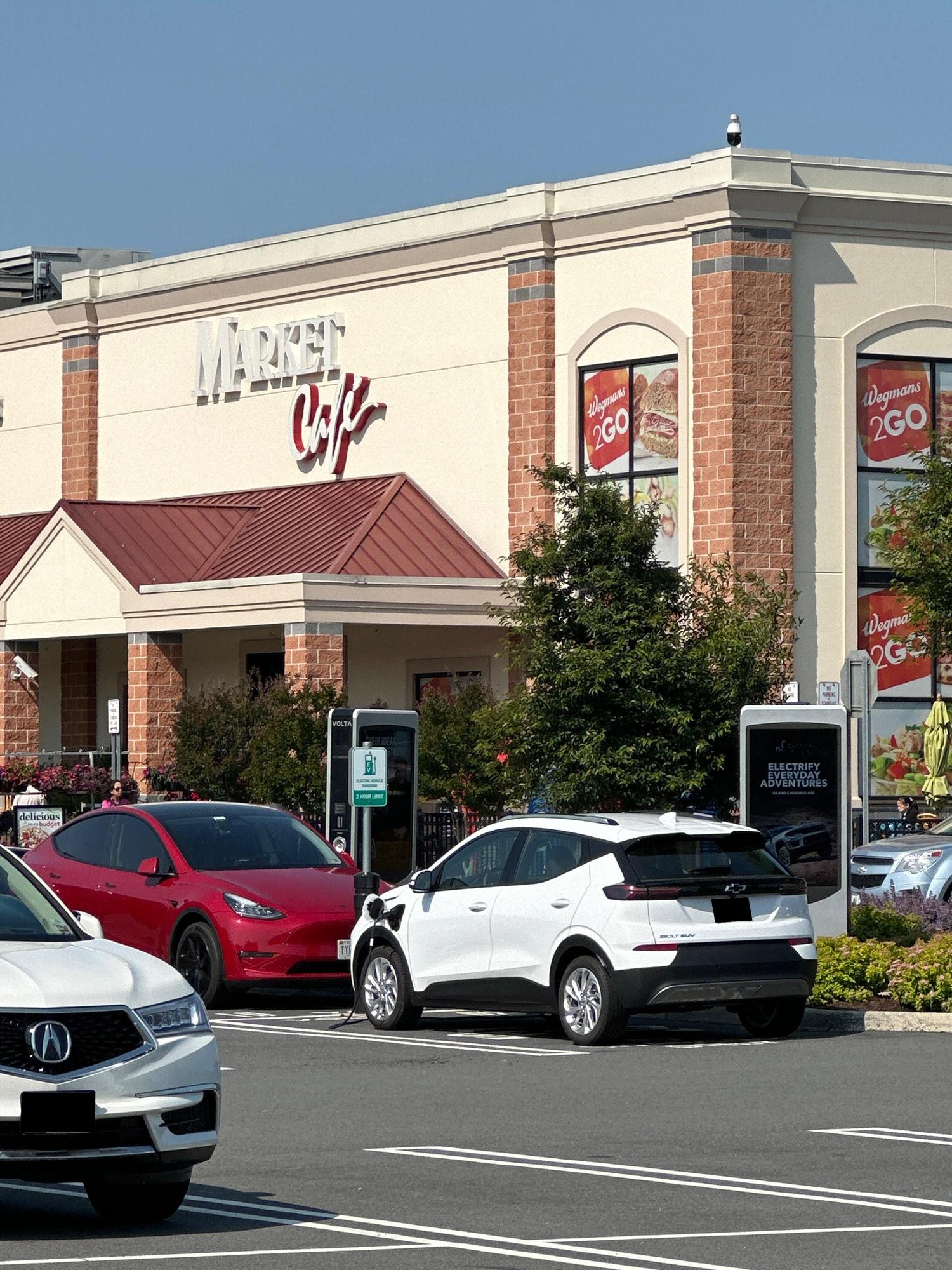 Dulles 28 Centre Wegmans Sterling, VA EV Station