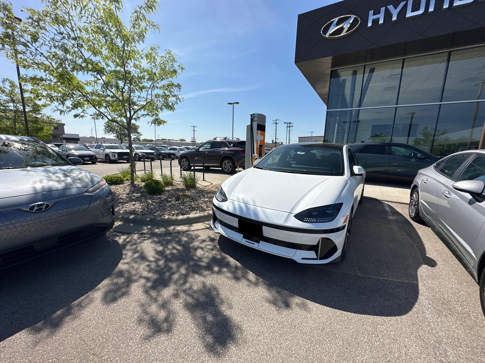 Zimbrick Hyundai West | Madison, WI | EV Station