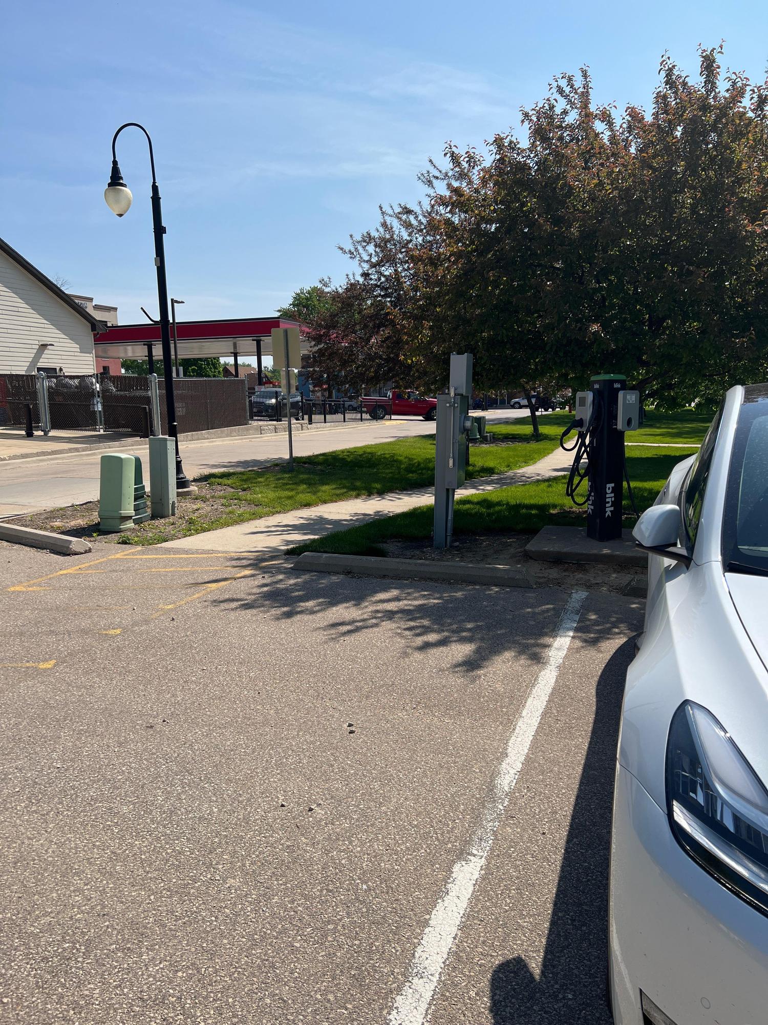 ACEC Harpers Ferry Harpers Ferry, IA EV Station