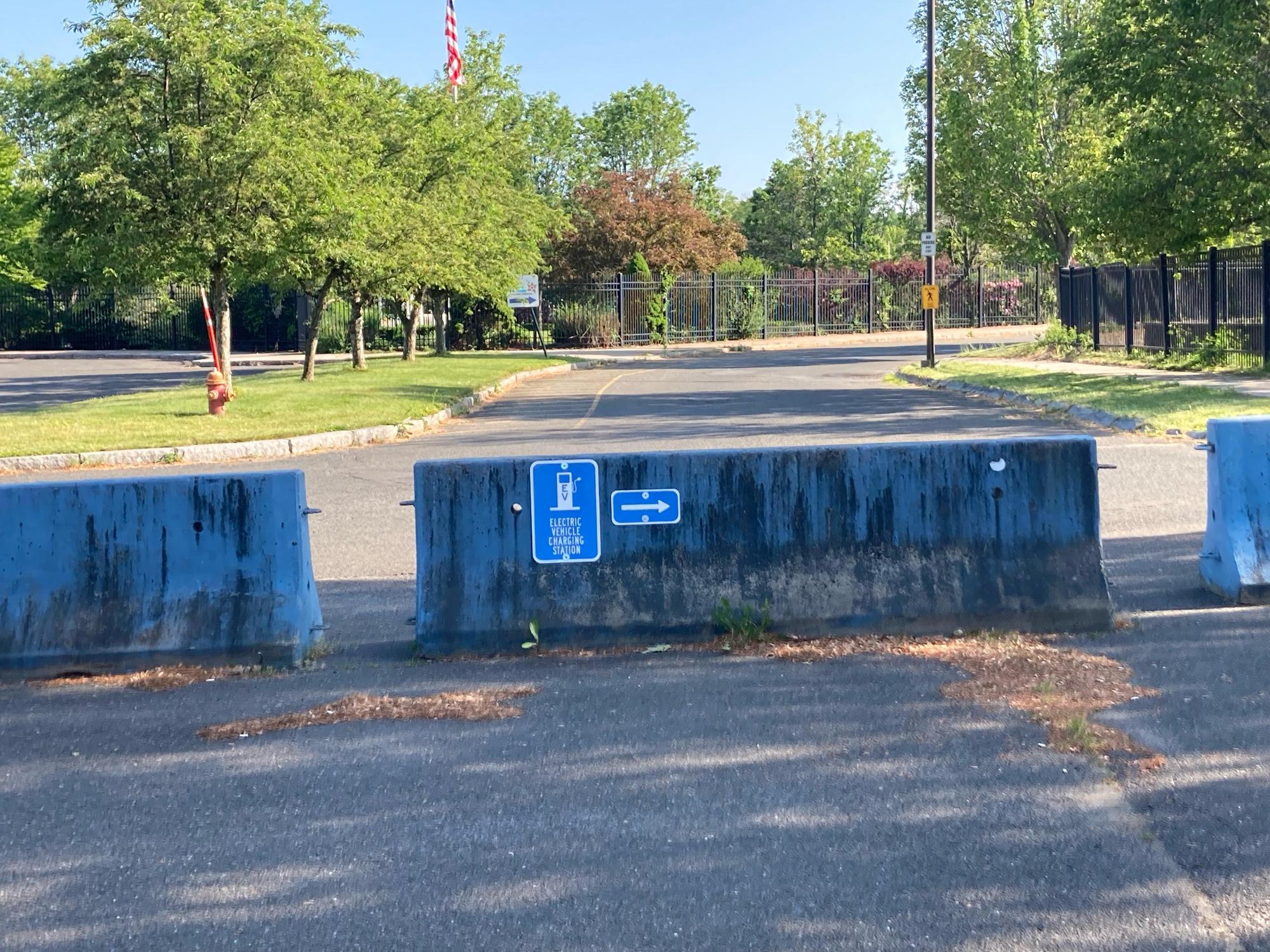 West Silver Middle School30 W Silver St Westfield, MA EV Station