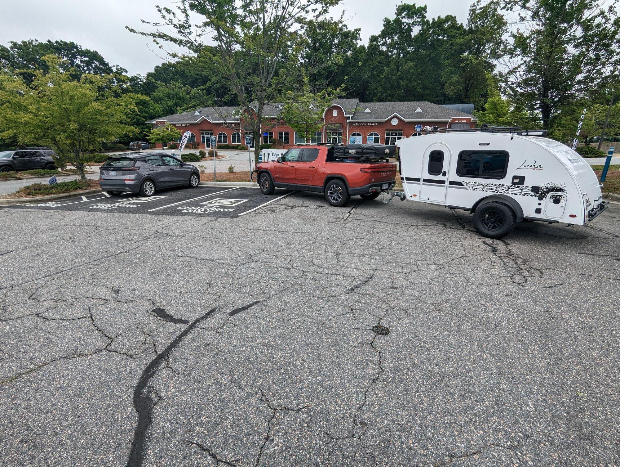 Lowes Foods of Jamestown Jamestown, NC EV Station