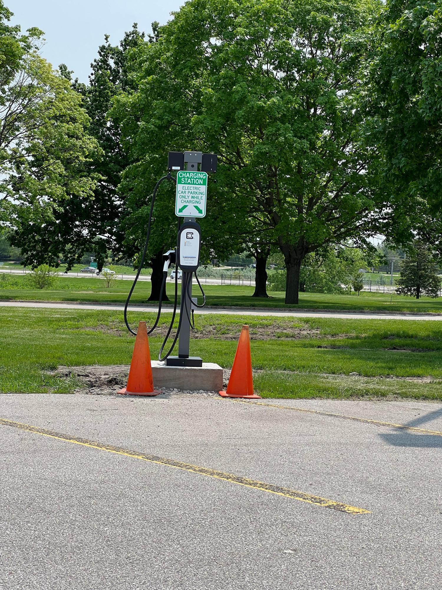 DMACC Building 03E Lot L Ankeny, IA EV Station