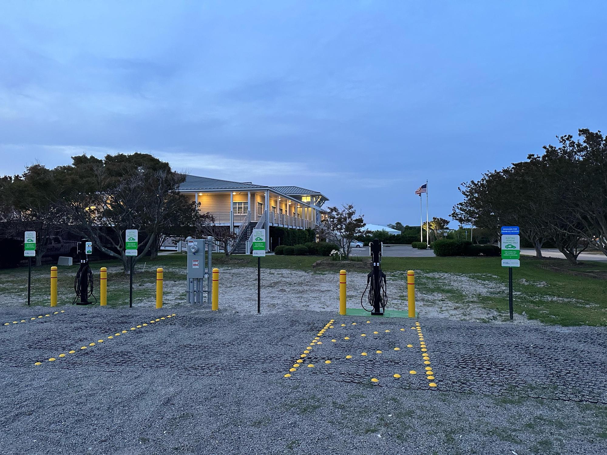 Town of Wrightsville Beach Wrightsville Beach, NC EV Station