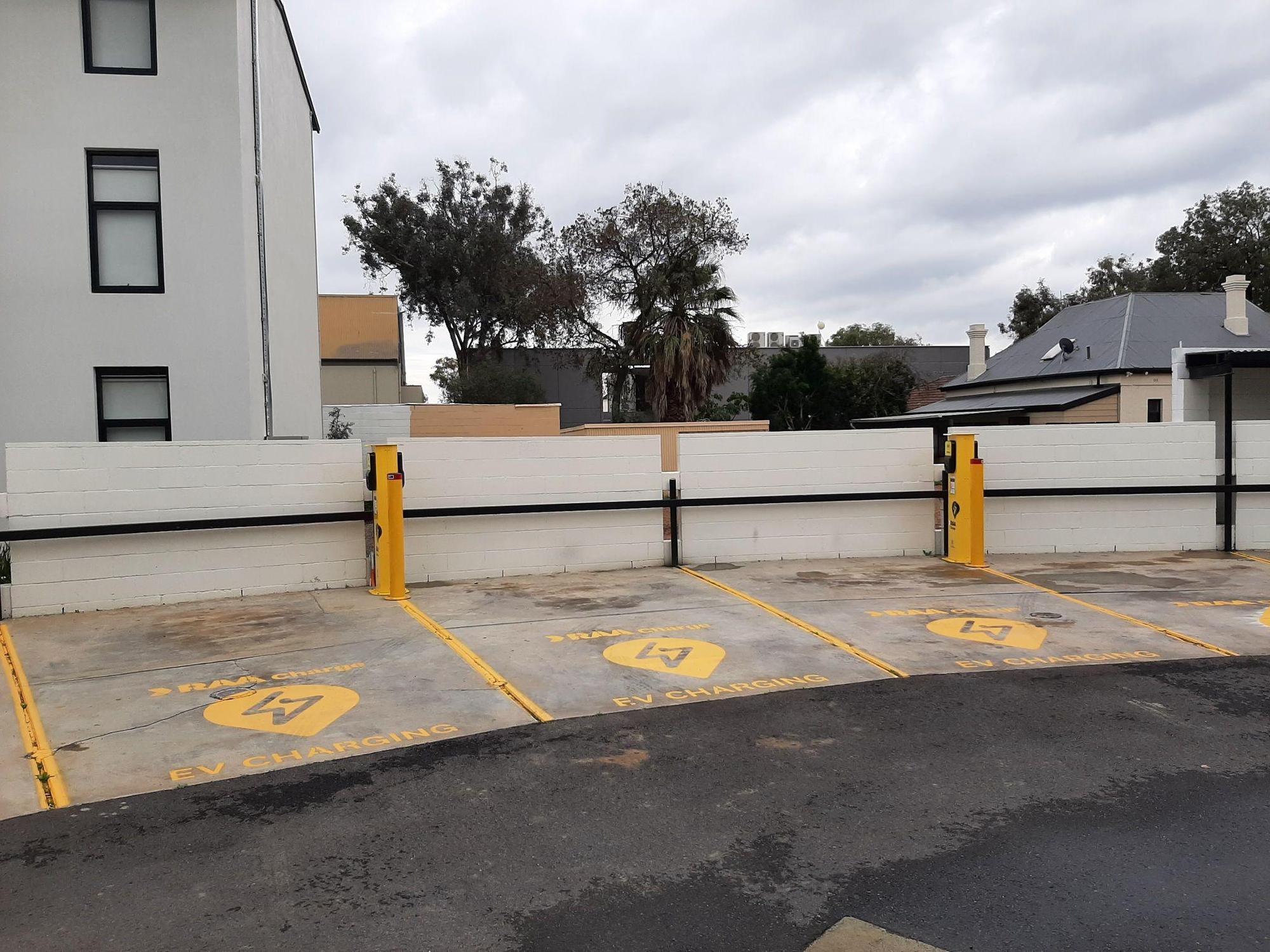 The Osmond Motel & Apartments Fullarton, SA EV Station