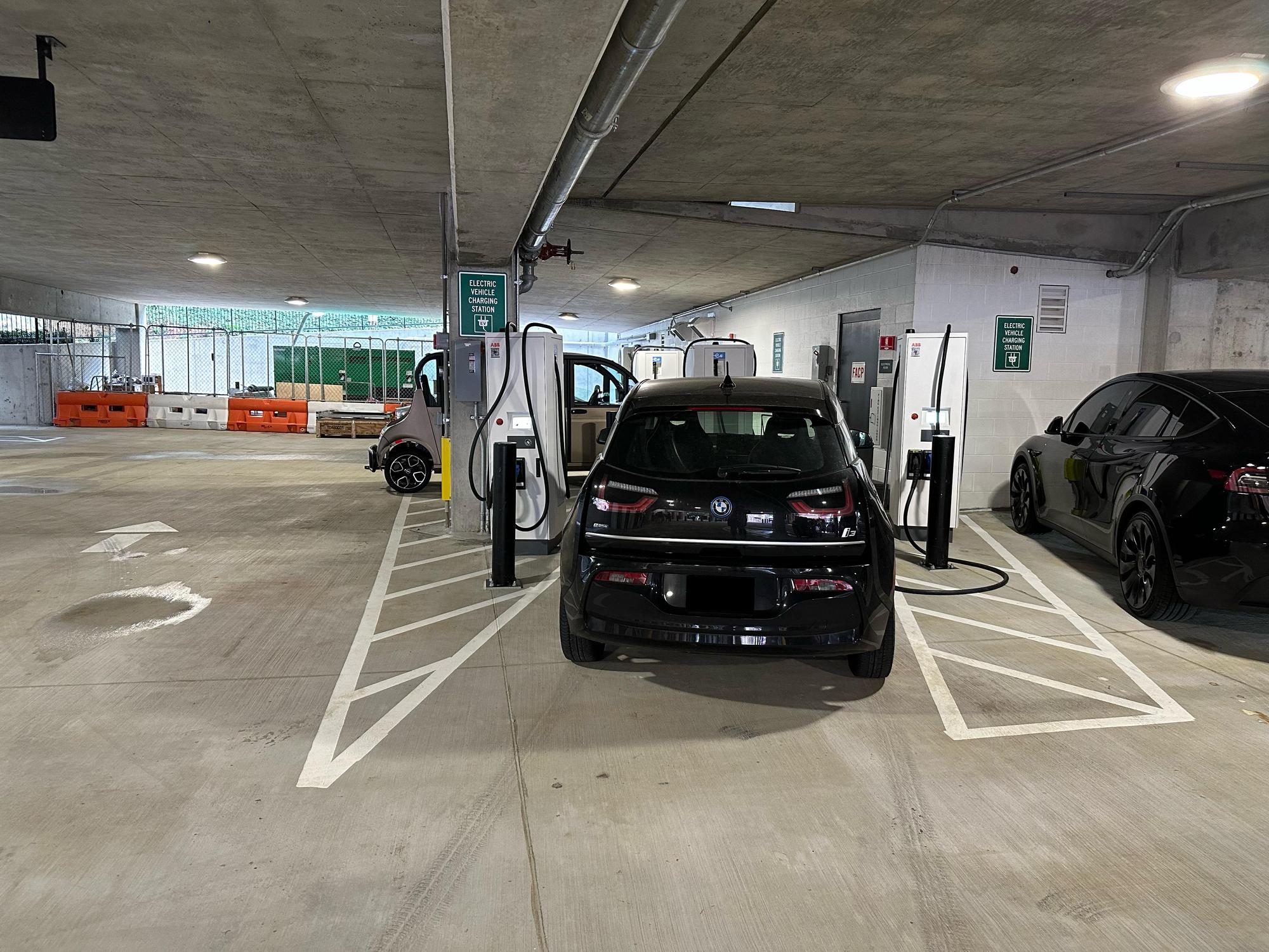 Noah Hillman Parking Garage (1) Annapolis, MD EV Station