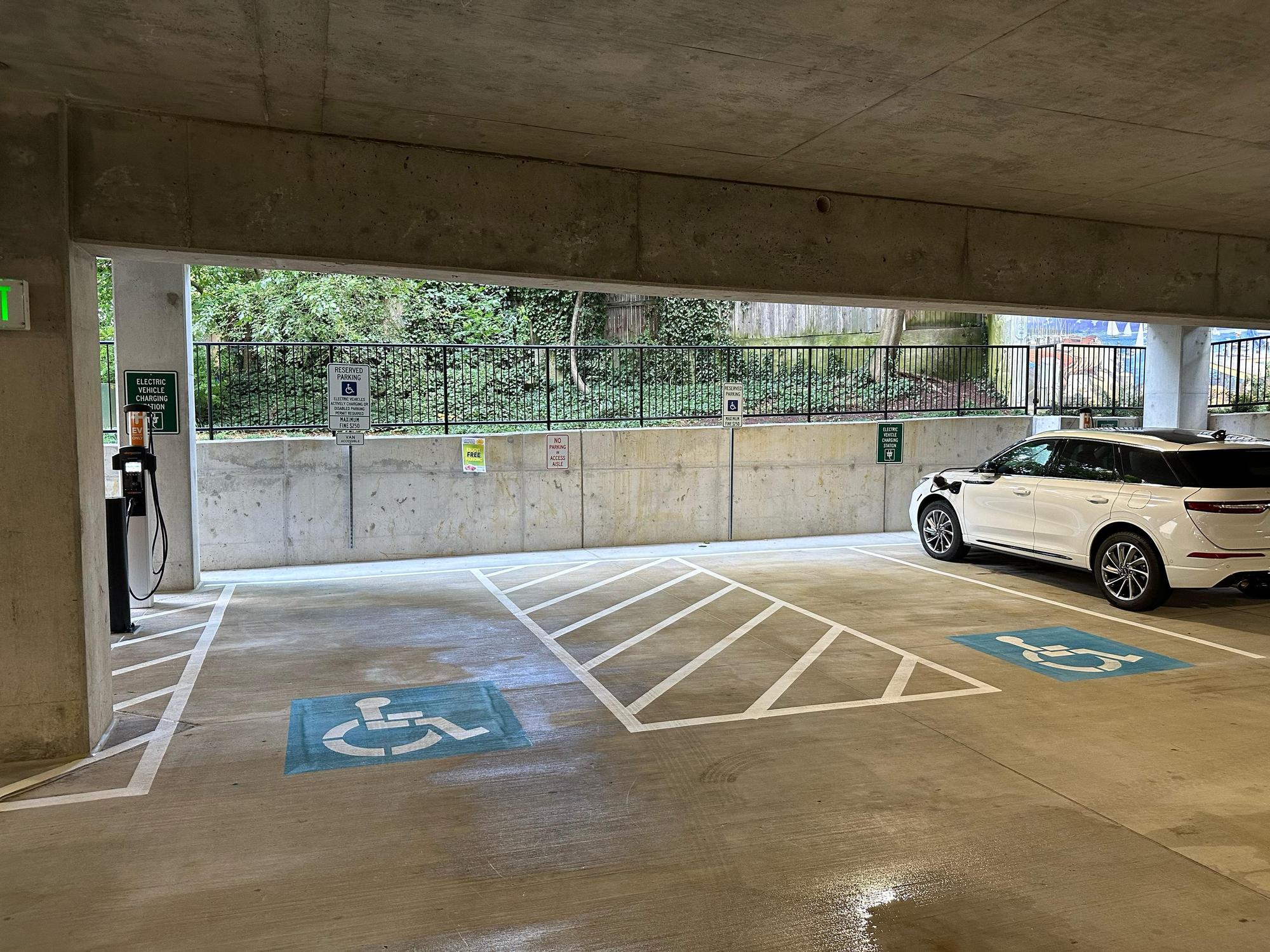 Noah Hillman Parking Garage (2) Annapolis, MD EV Station