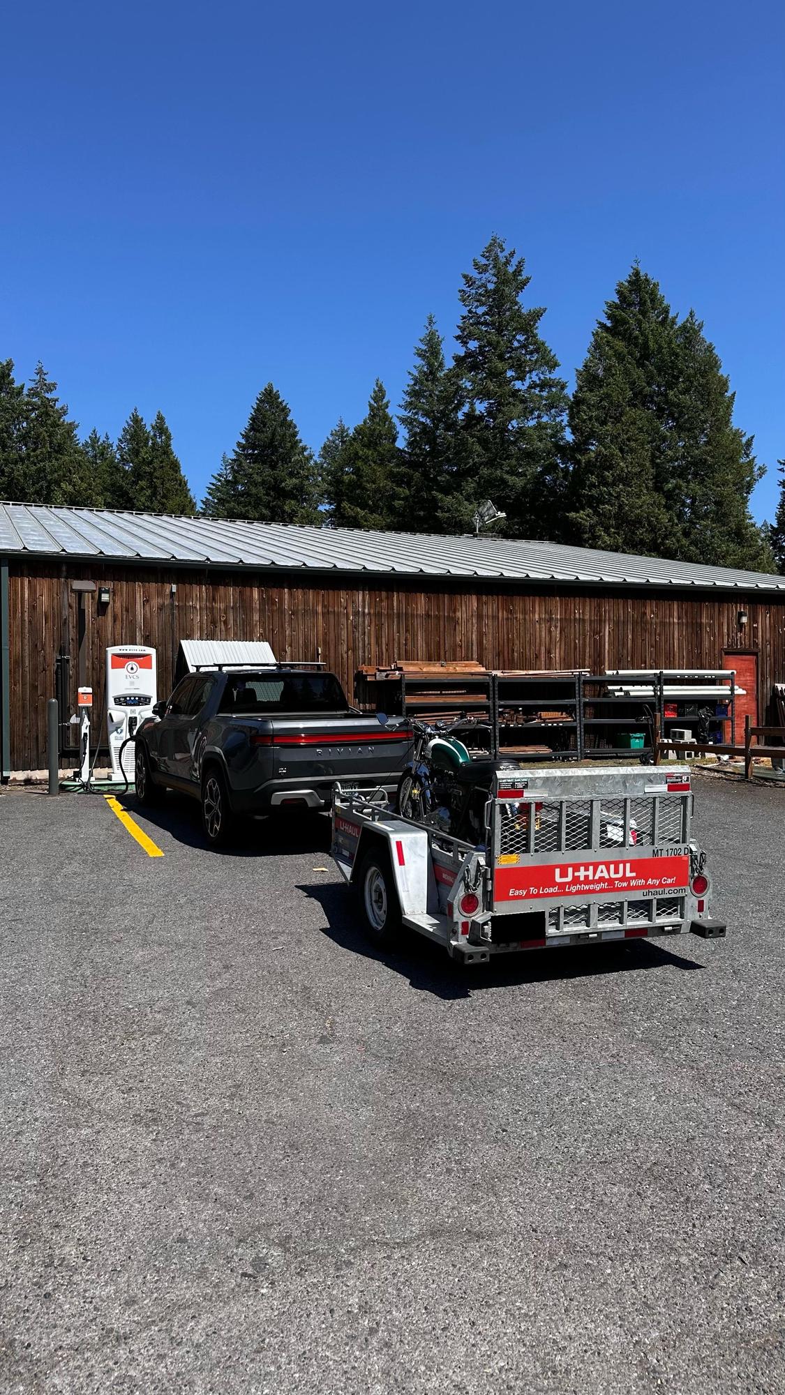 Blue Sky Market with Chevron McKenzie Bridge, OR EV Station