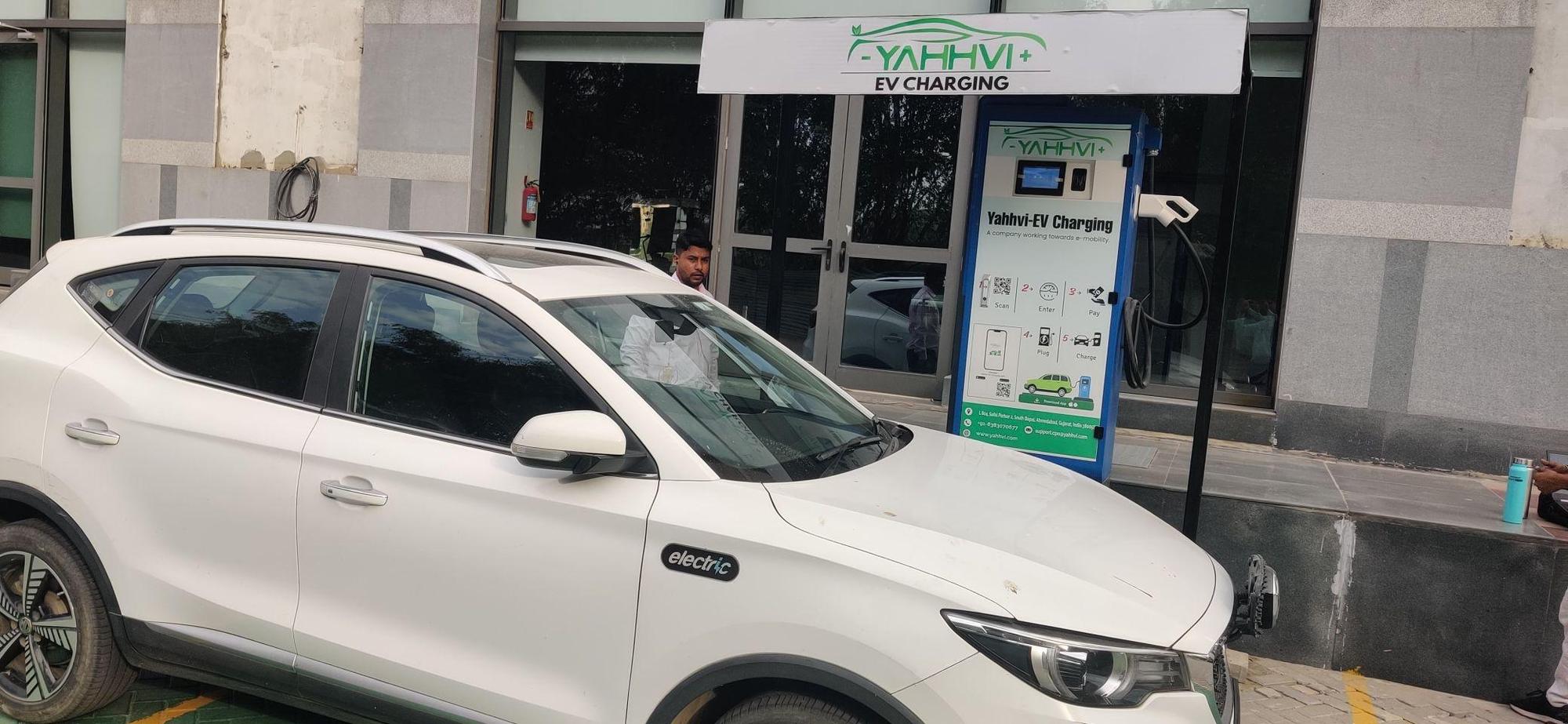 Yahhvi Charging Station Pioneer Urban Square Gurugram, HR EV Station