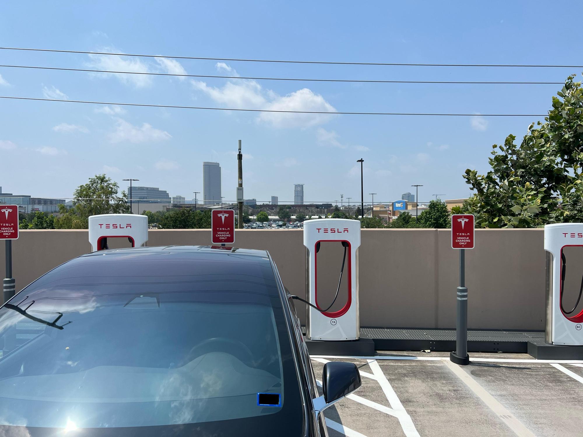 Sprouts Farmers Market Houston, TX EV Station