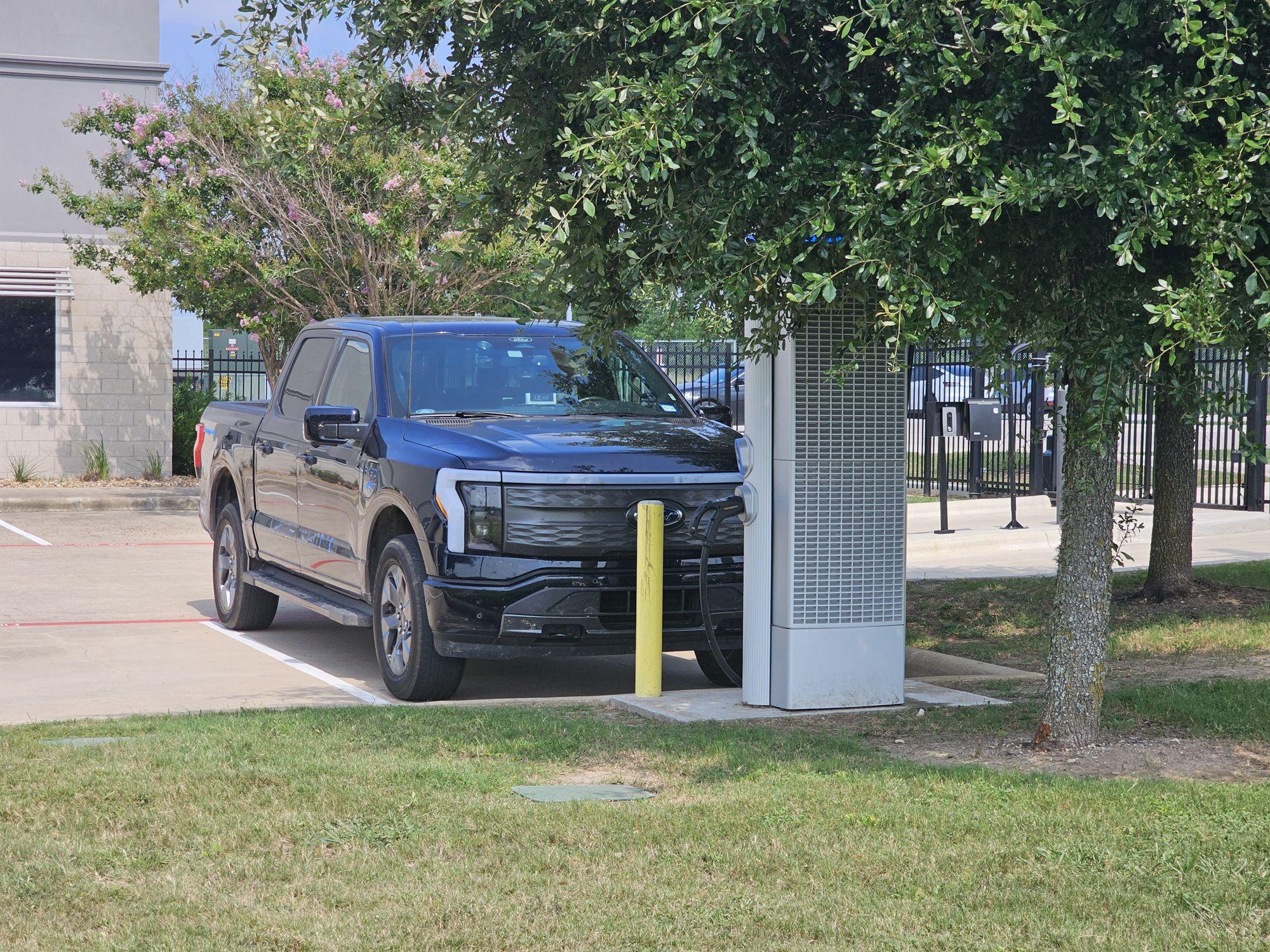FREE MidSouth Electric Coop Navasota, TX EV Station