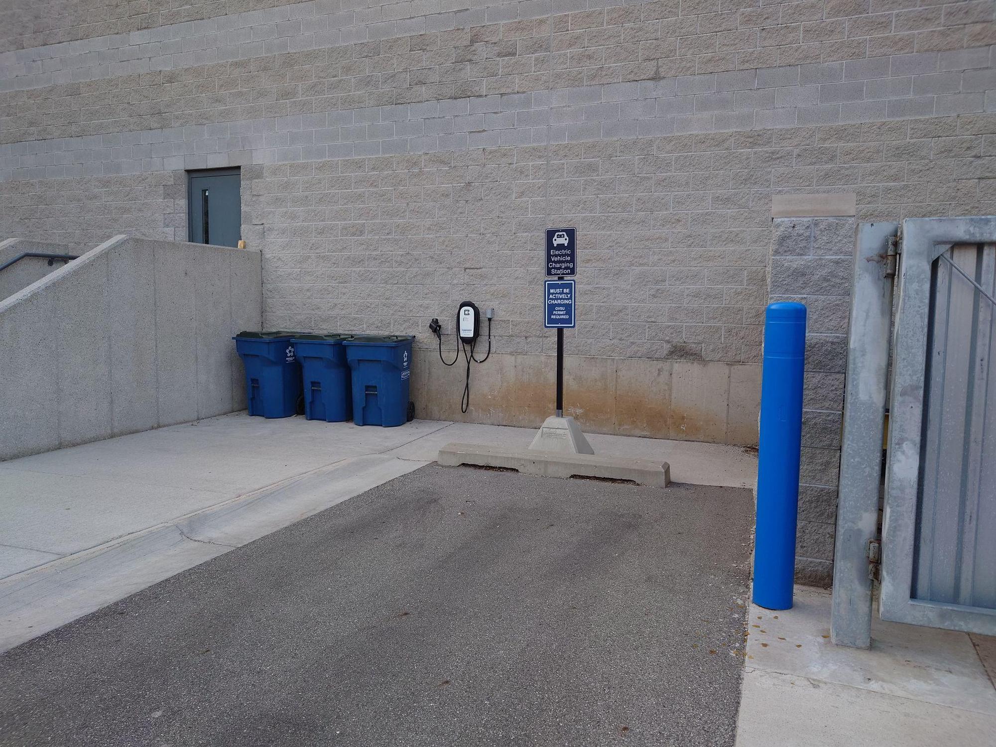 GVSU IDC Building Grand Rapids, MI EV Station