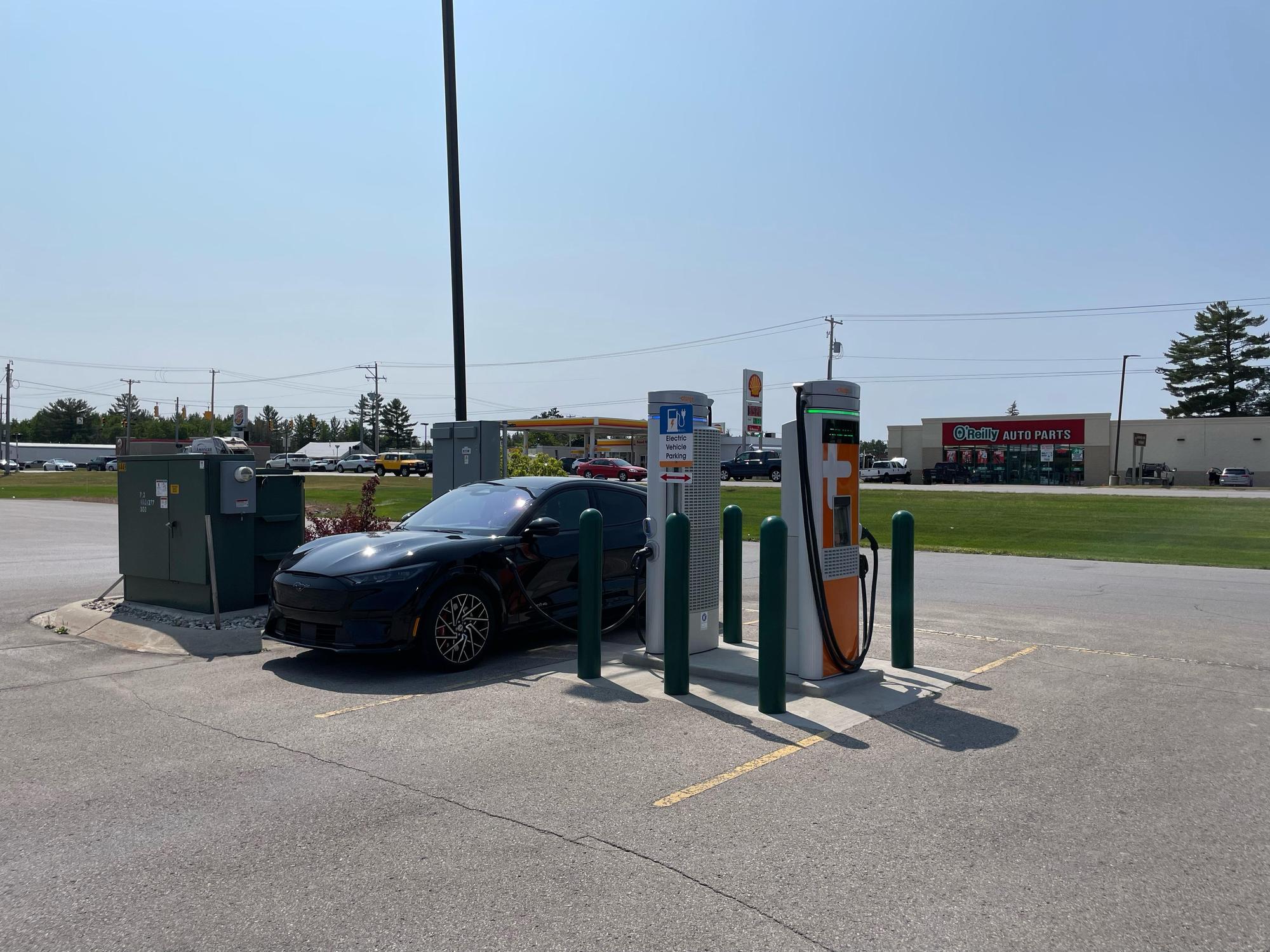 Northland Plaza Kalkaska, MI EV Station