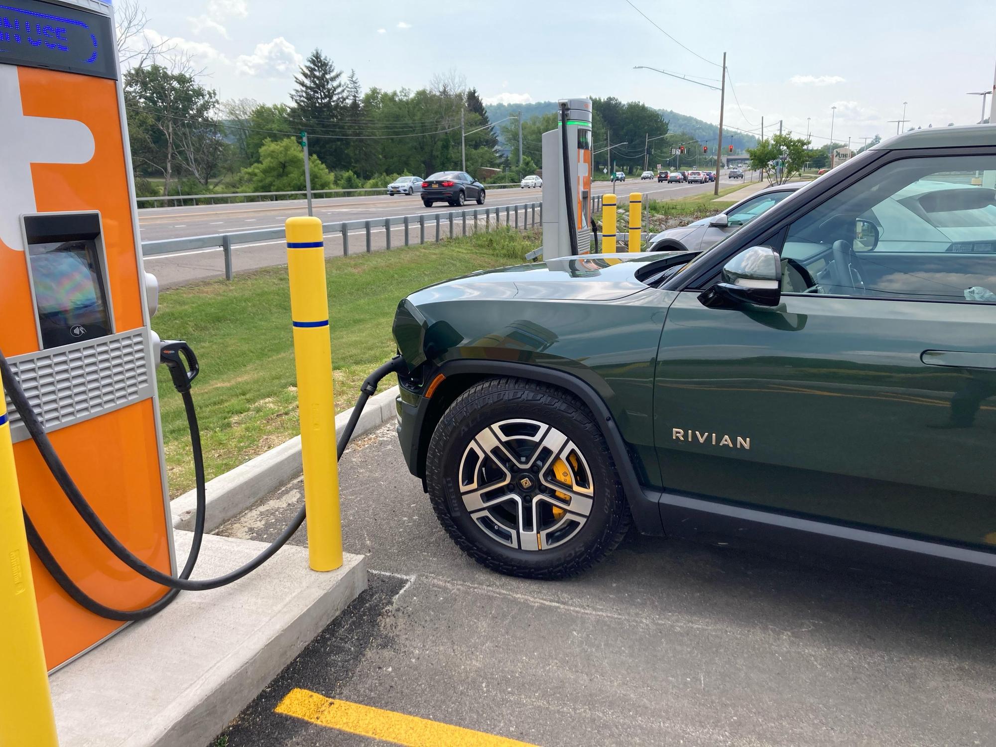 Miller Honda Vestal, NY EV Station