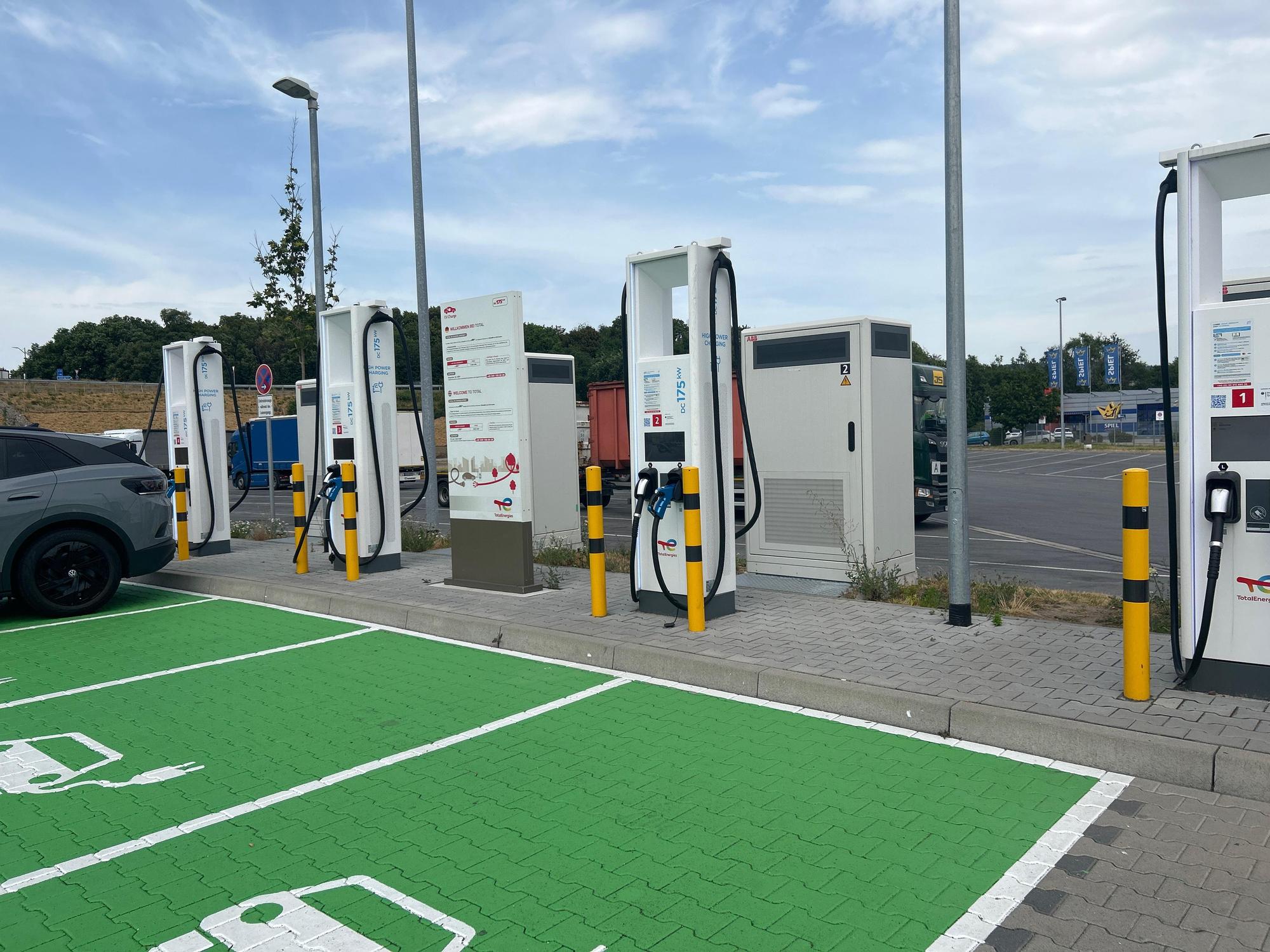 TotalEnergies Autohof Hirschberg Hirschberg An Der Bergstra e BW 