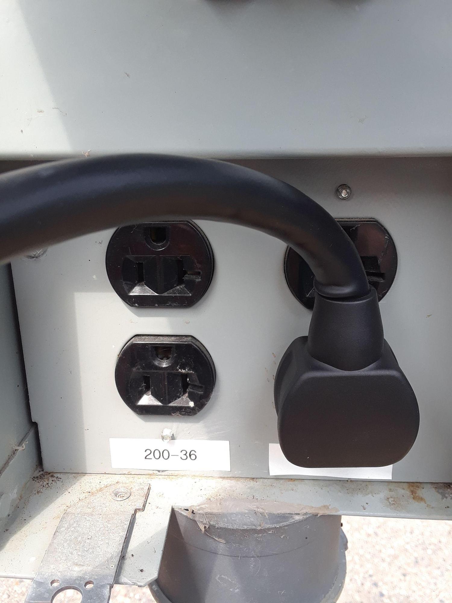 Nipigon Service Ontario Nipigon, ON EV Station