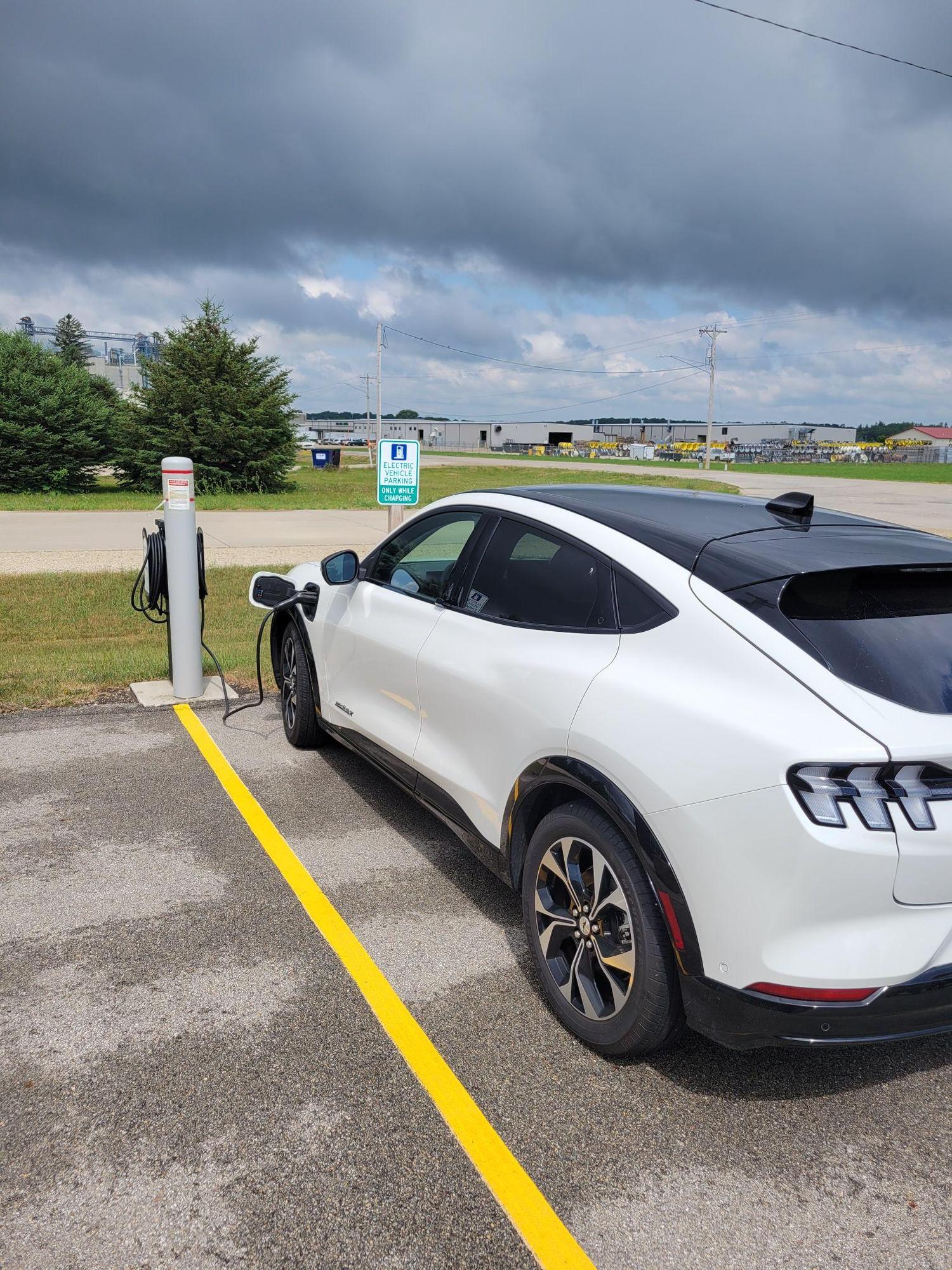 Heartland Power Cooperative St Ansgar, IA EV Station