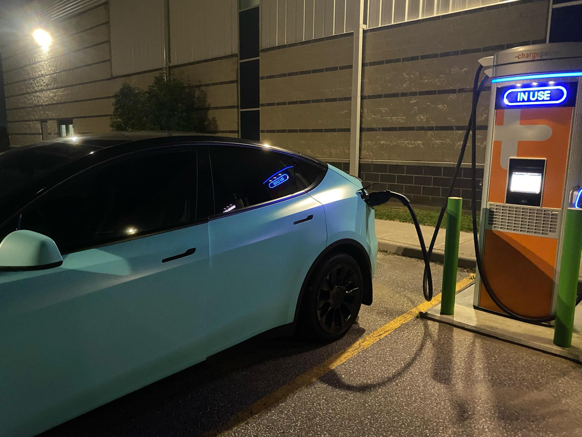 Trisan Center Schomberg, ON EV Station