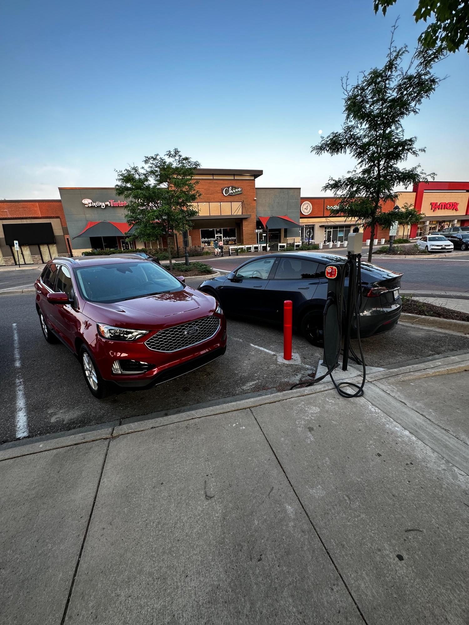 33113 Grove Street Parking Farmington, MI EV Station