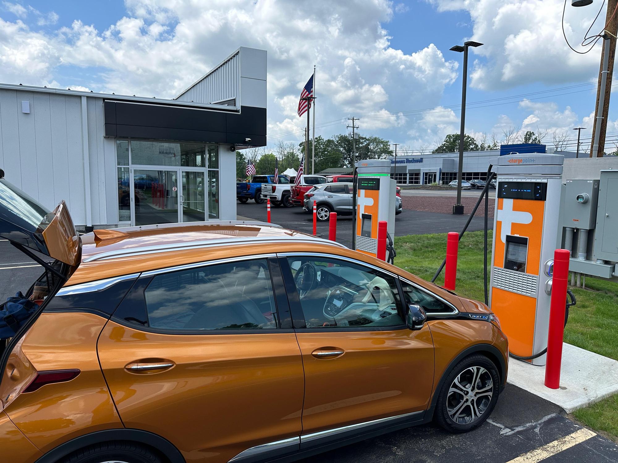 Simmons Rockwell Buick GMC Elmira, NY EV Station