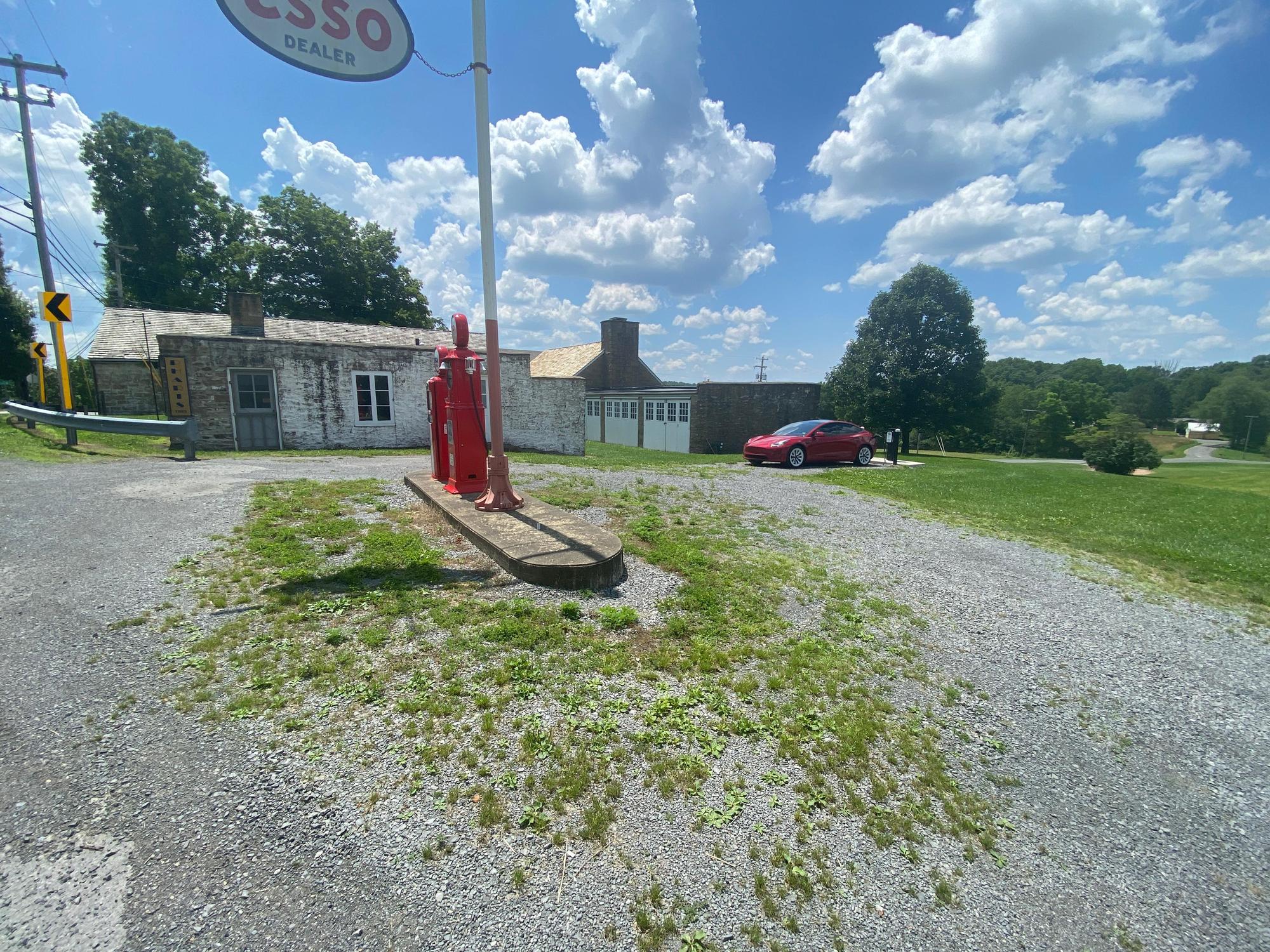 Arthurdale Heritage Arthurdale, WV EV Station