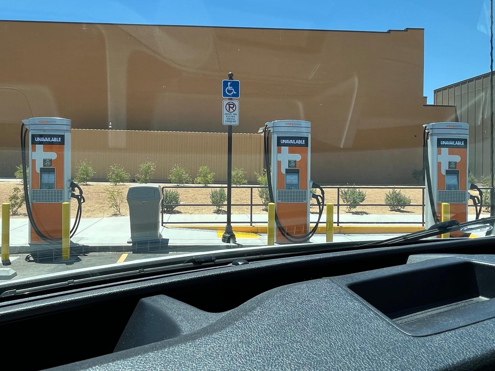 Community Center Twentynine Palms Twentynine Palms, CA EV Station