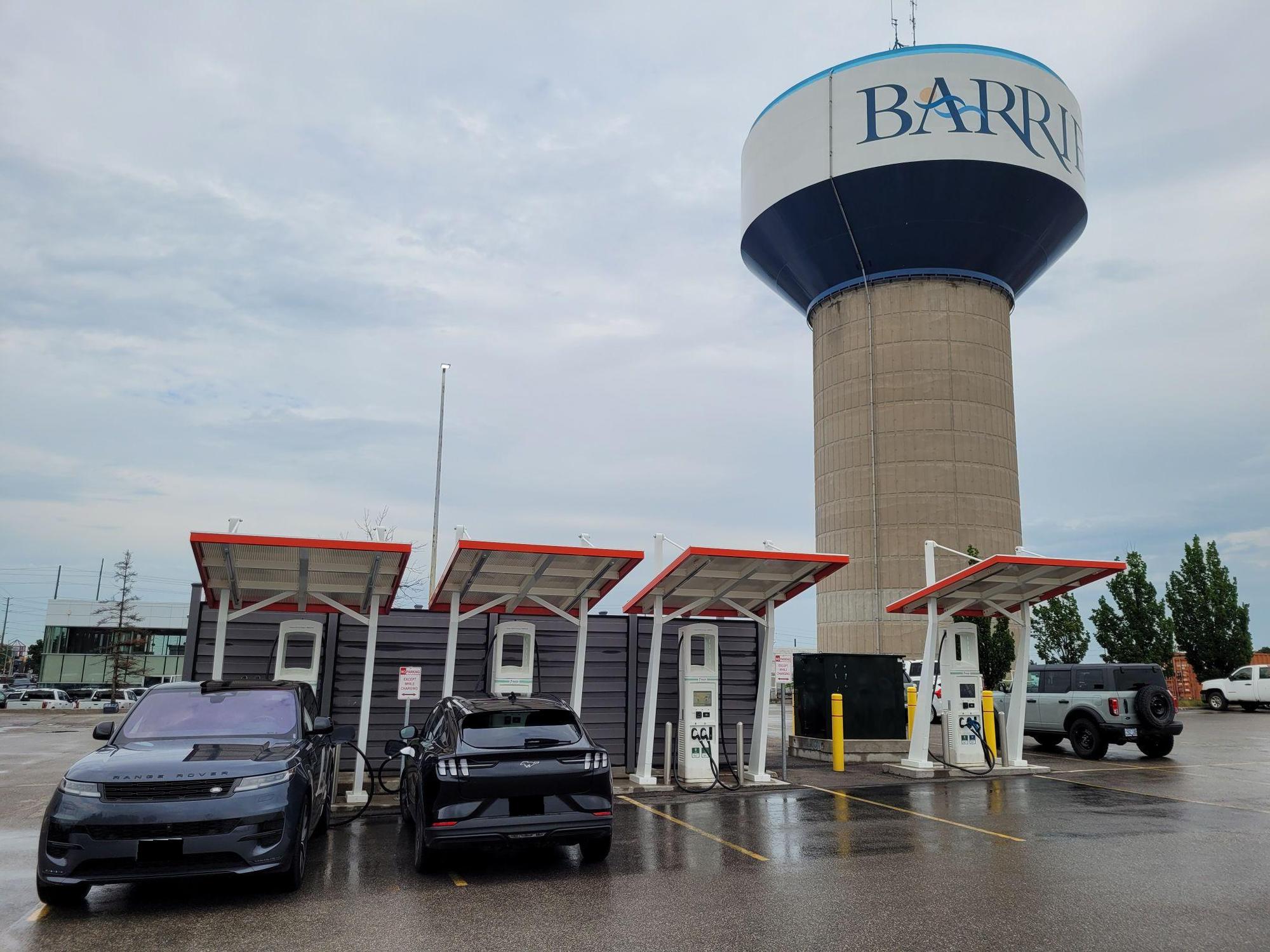Canadian Tire Barrie South Barrie, ON EV Station