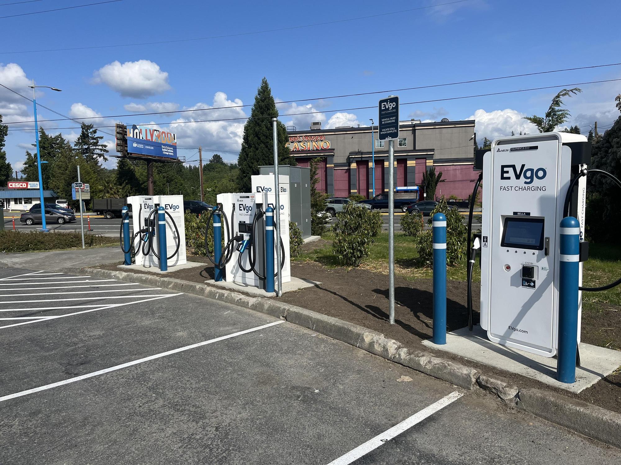 WinCo Foods Edmonds Edmonds, WA EV Station