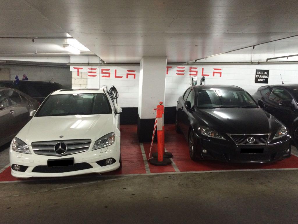 Secure Parking (300 Flinders St) Melbourne, VIC EV Station