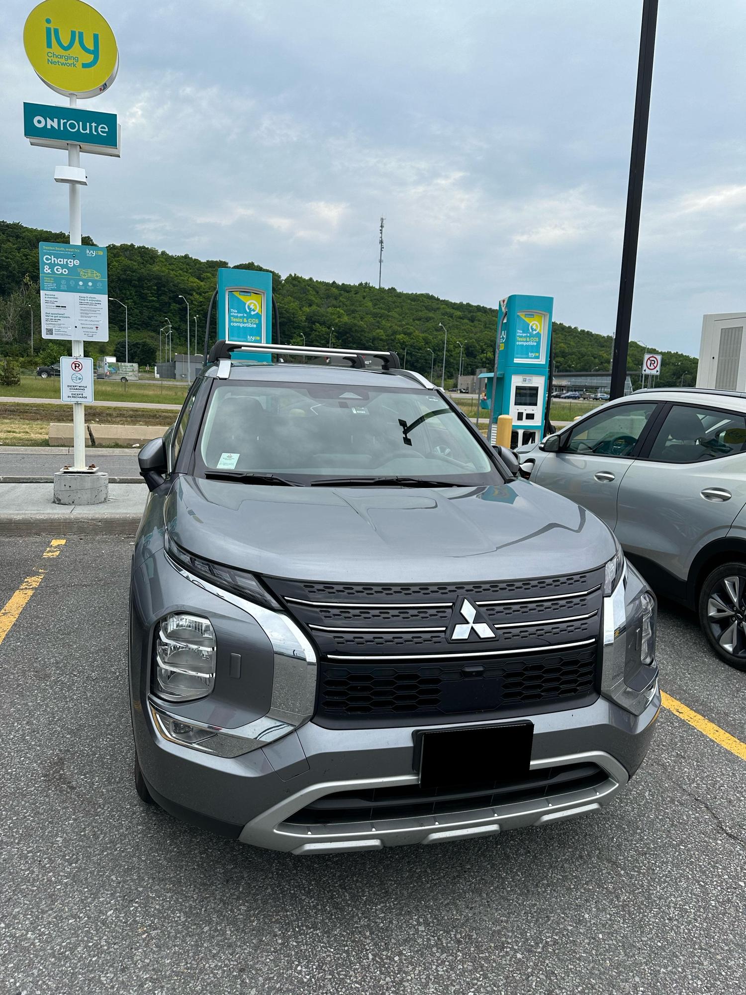 ONroute Trenton South 401 Eastbound Brighton, ON EV Station