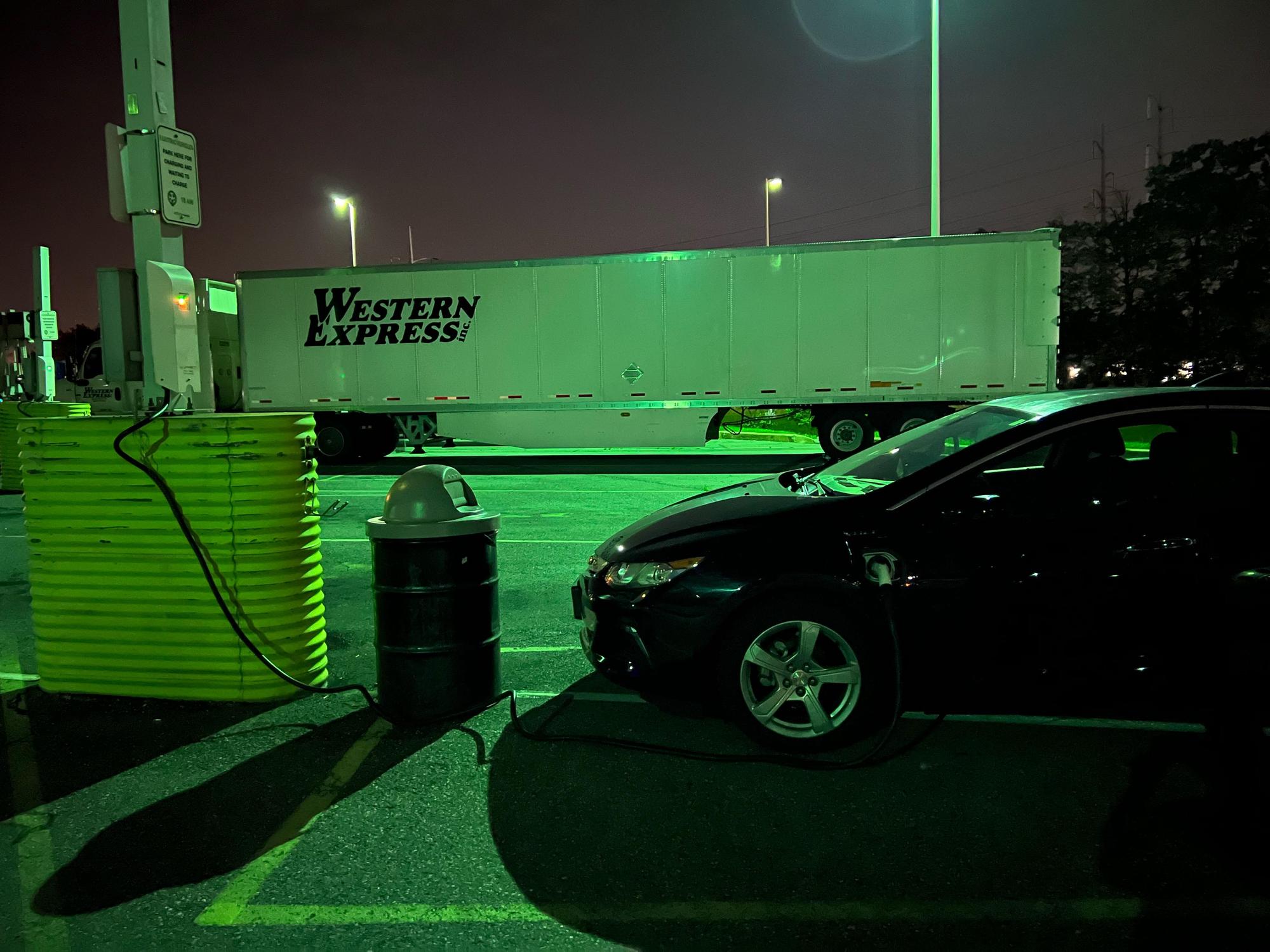 I95 Delaware House Travel Plaza Brookside, DE EV Station