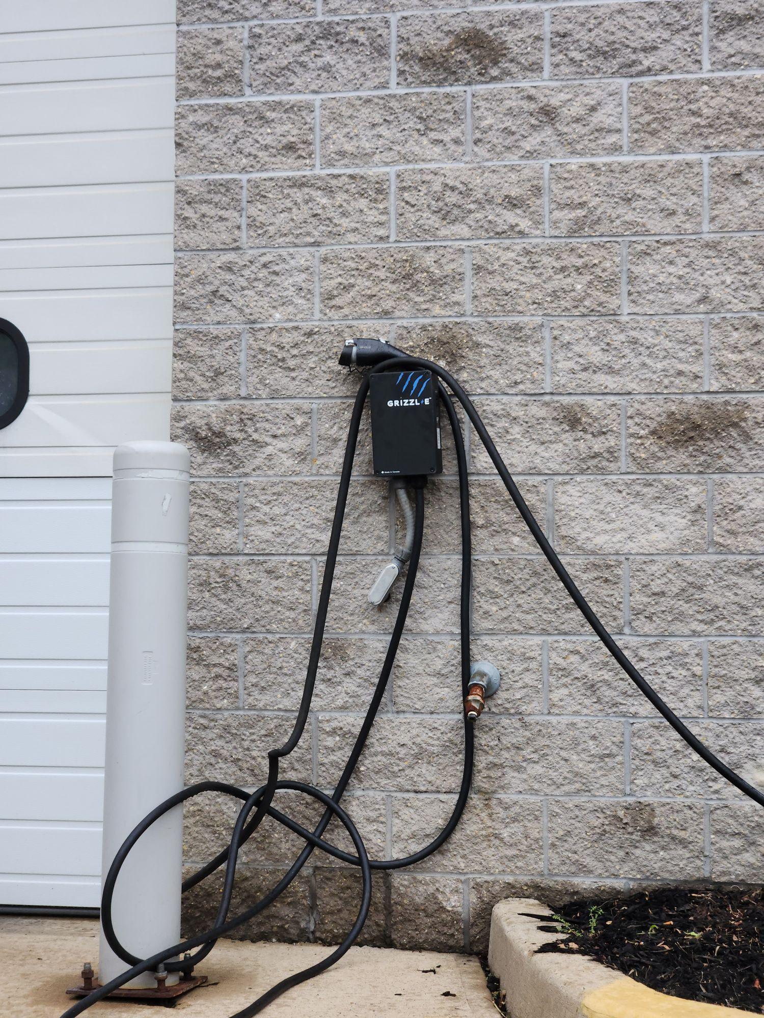 Volkswagen of Freehold Freehold, NJ EV Station